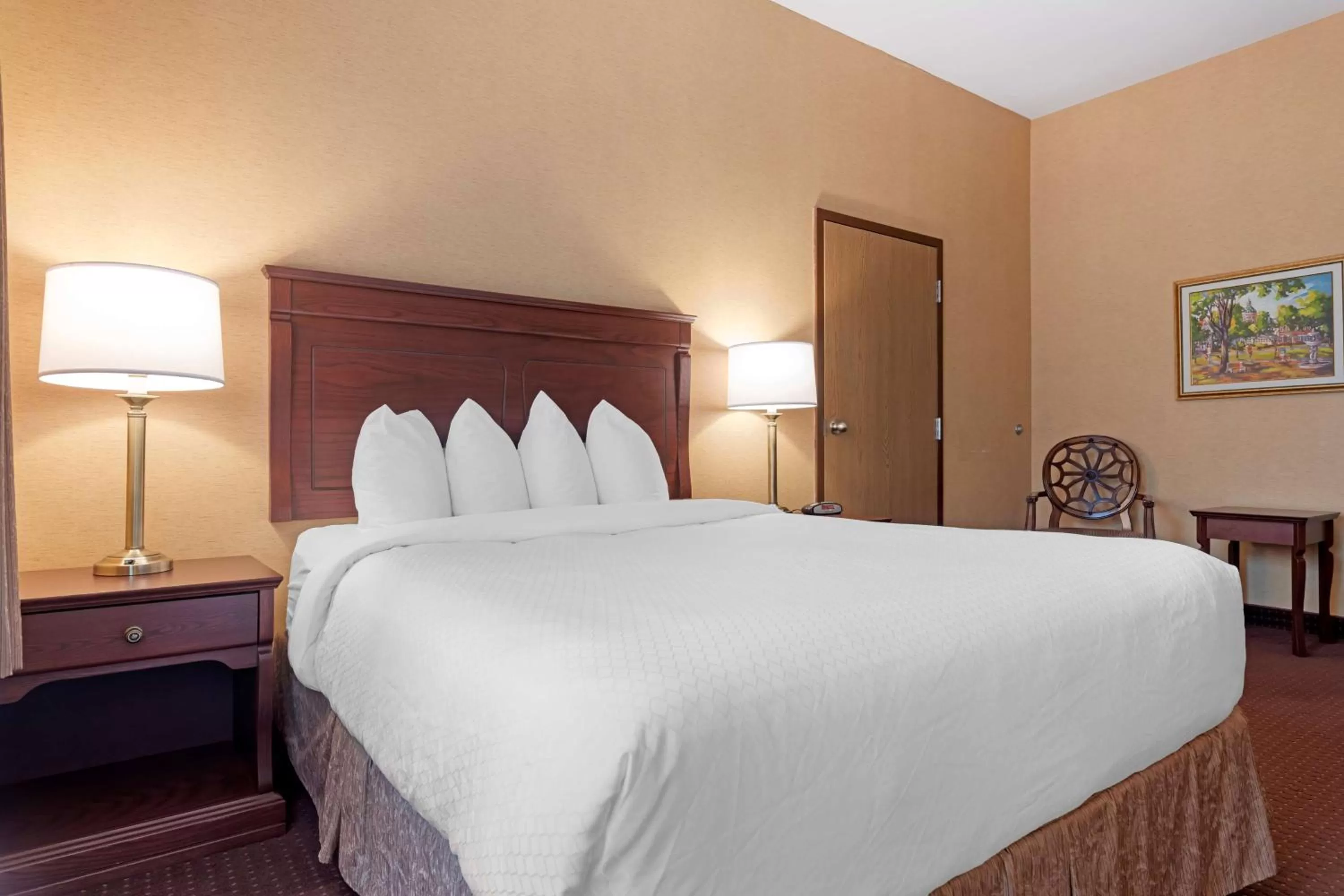 Queen Room with Roll-In Shower - Disability Access/Non-Smoking in Best Western Plus Fredericton Hotel & Suites