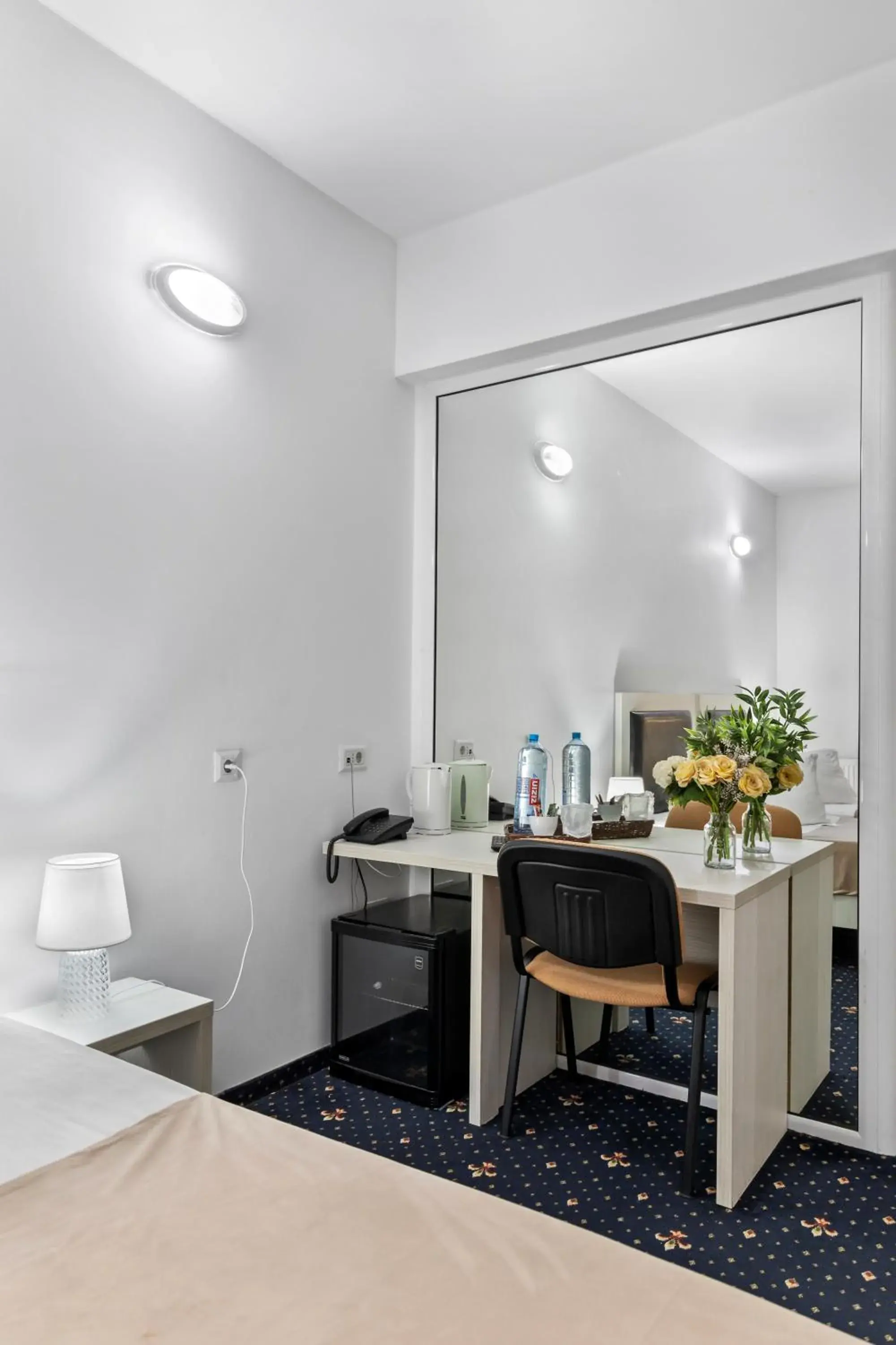 Superior Twin Room in Hotel Charter Otopeni Superior Twin Room in Hotel Charter Otopeni