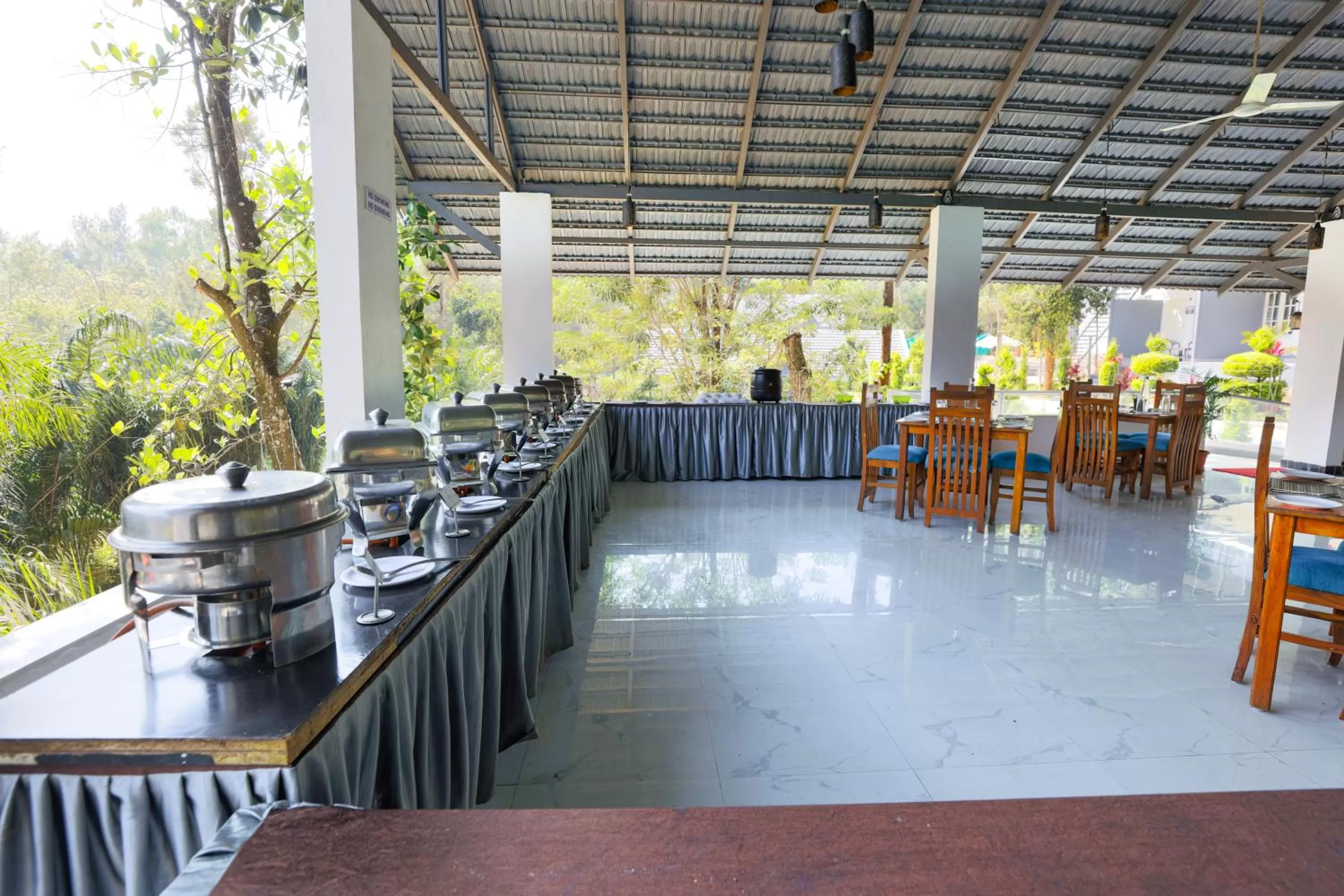 Restaurant/Places to Eat in The Spectrum Resort, Chikmagalur