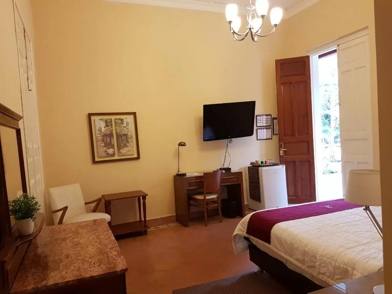 Double Room - single occupancy in Gran Hotel del Paraguay