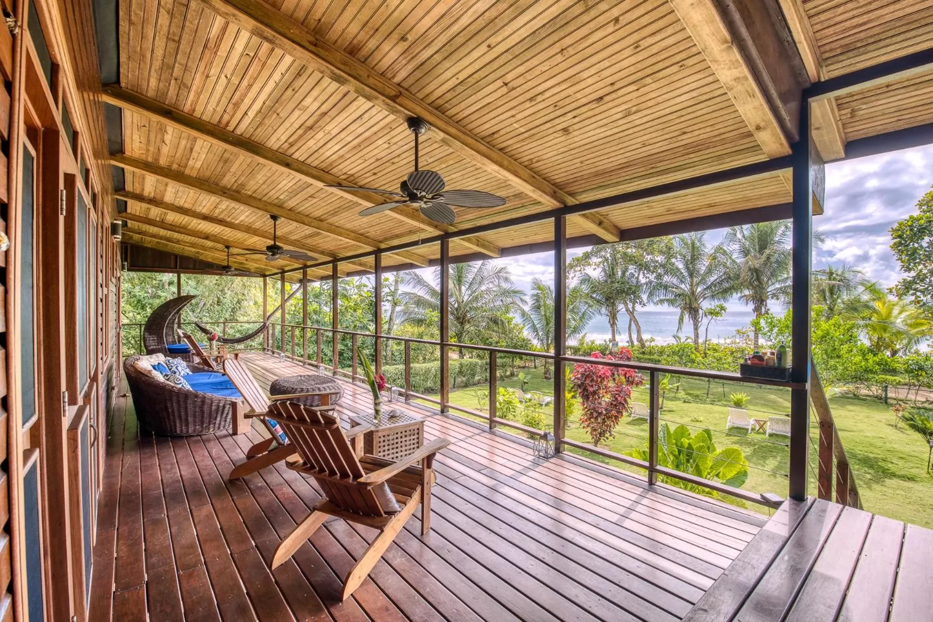 Property building in Oasis Bluff Beach