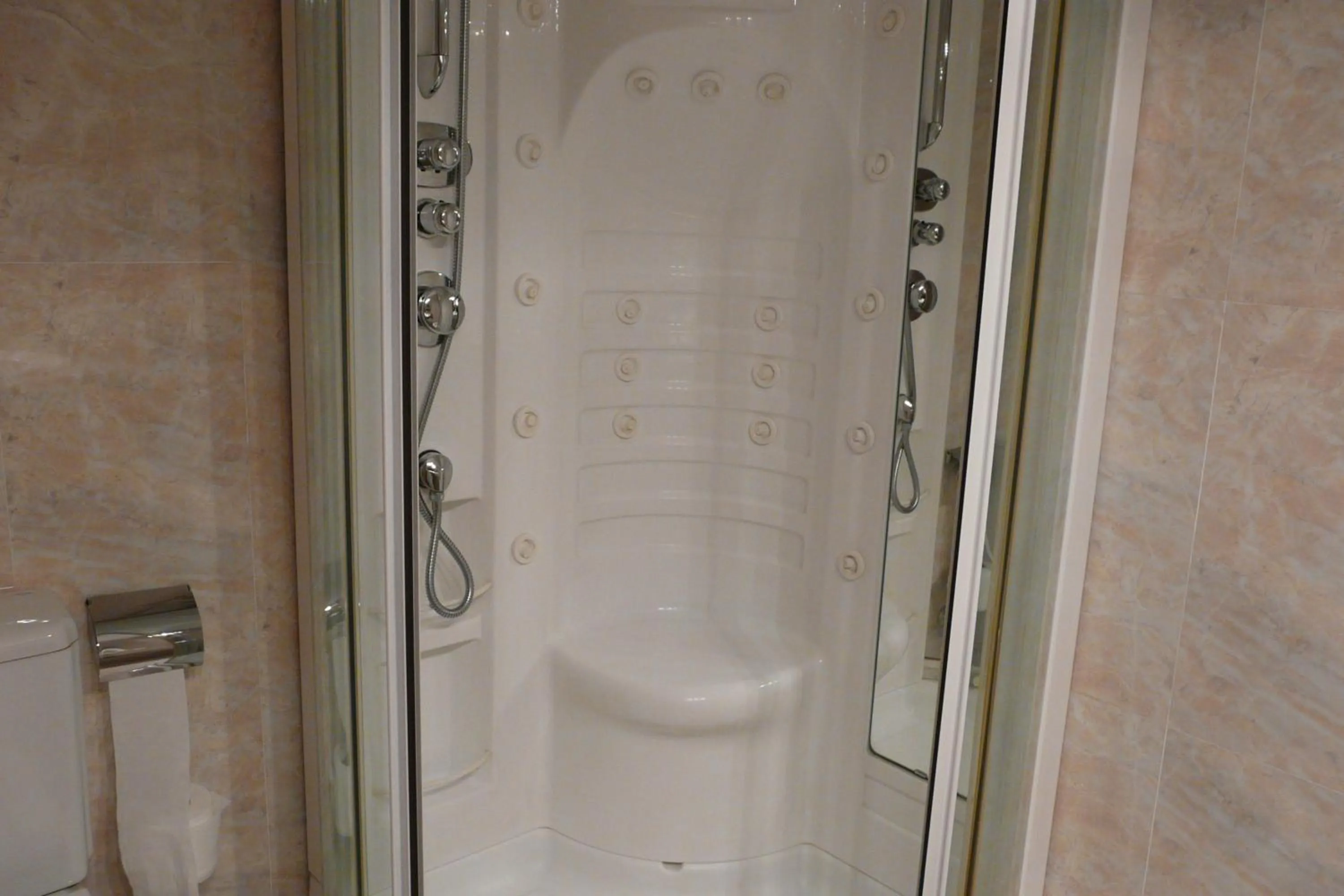 Bathroom in Idh Angel