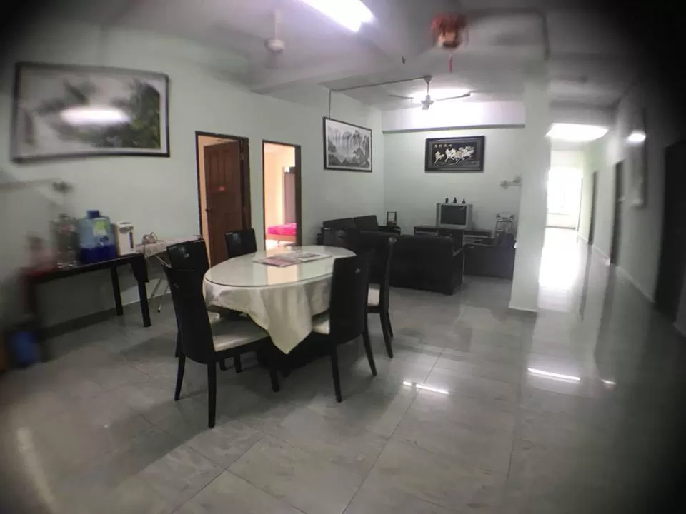 Restaurant/Places to Eat in Hotel Comfort Inn