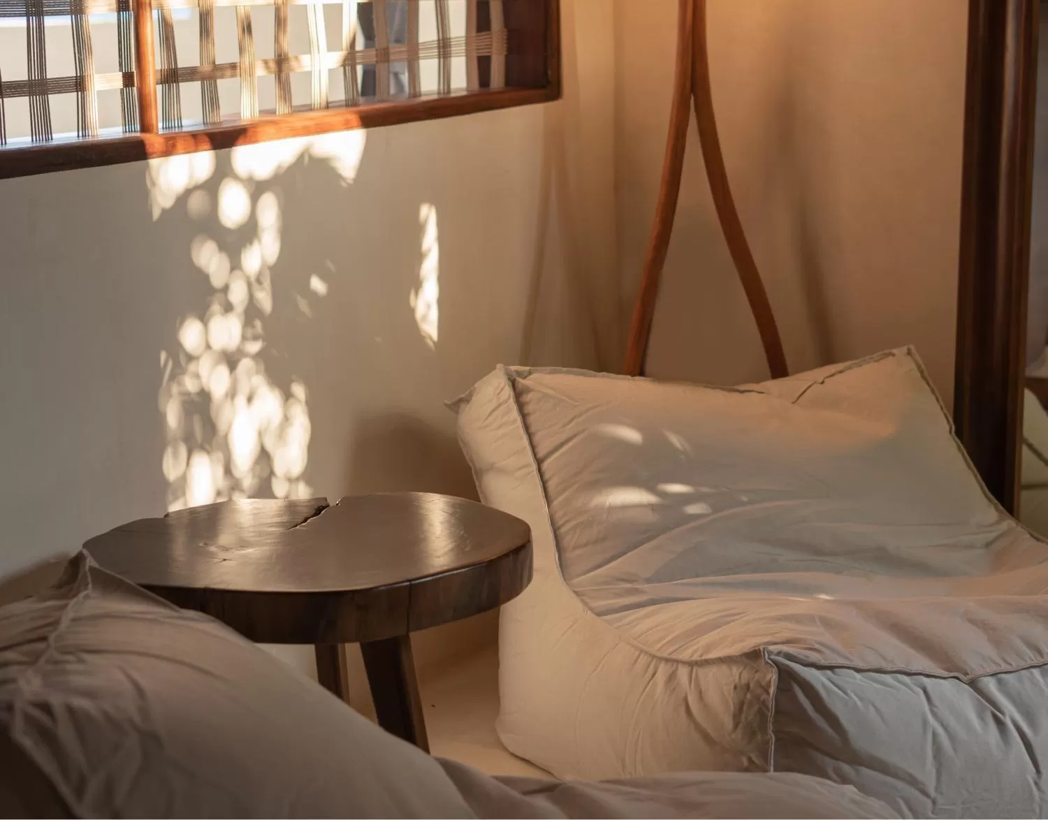 Living room, Bed in Puerta del Cielo Hotel Origen