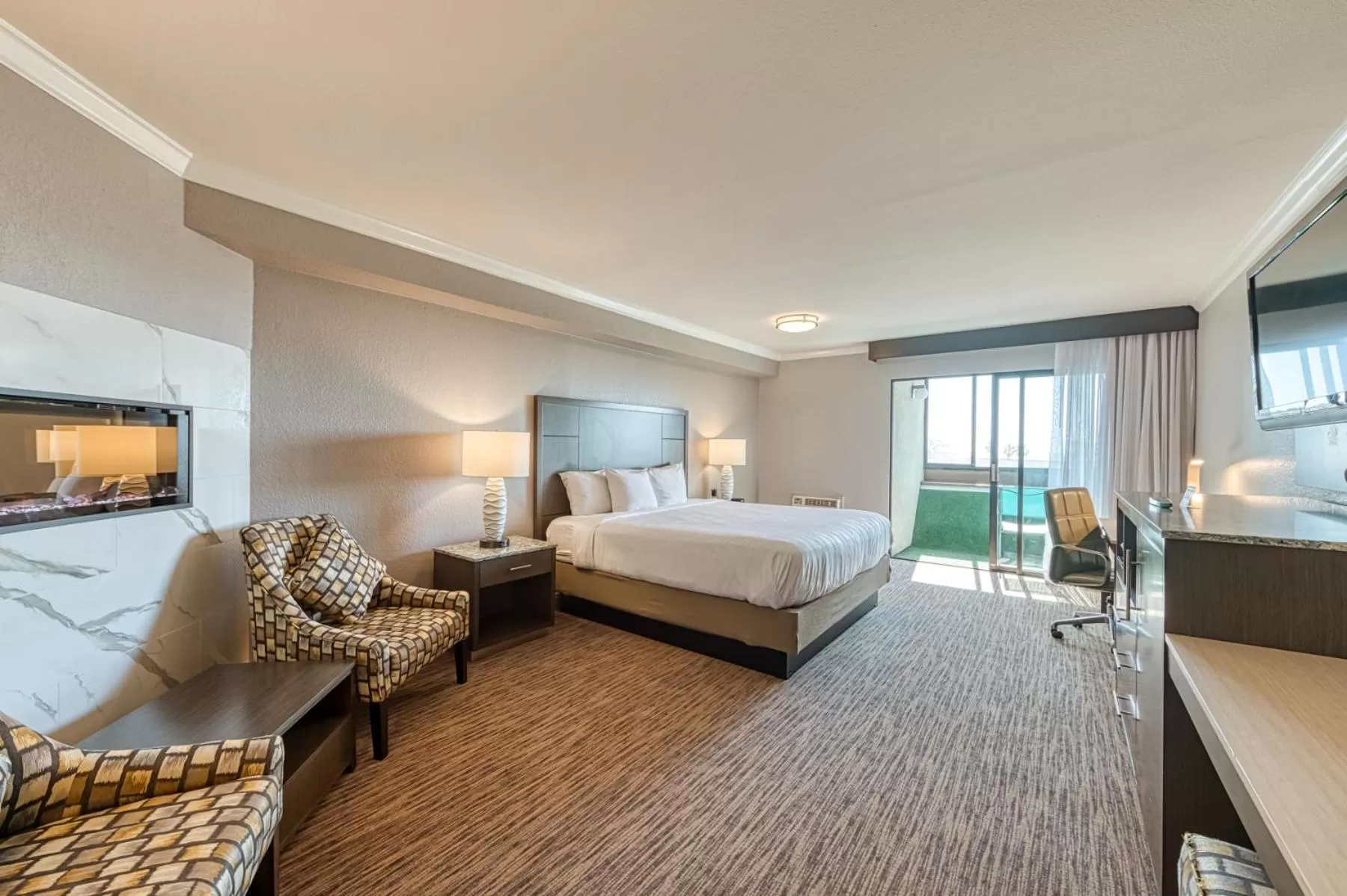 Bed in Amanzi Hotel, an Ascend Collection Hotel