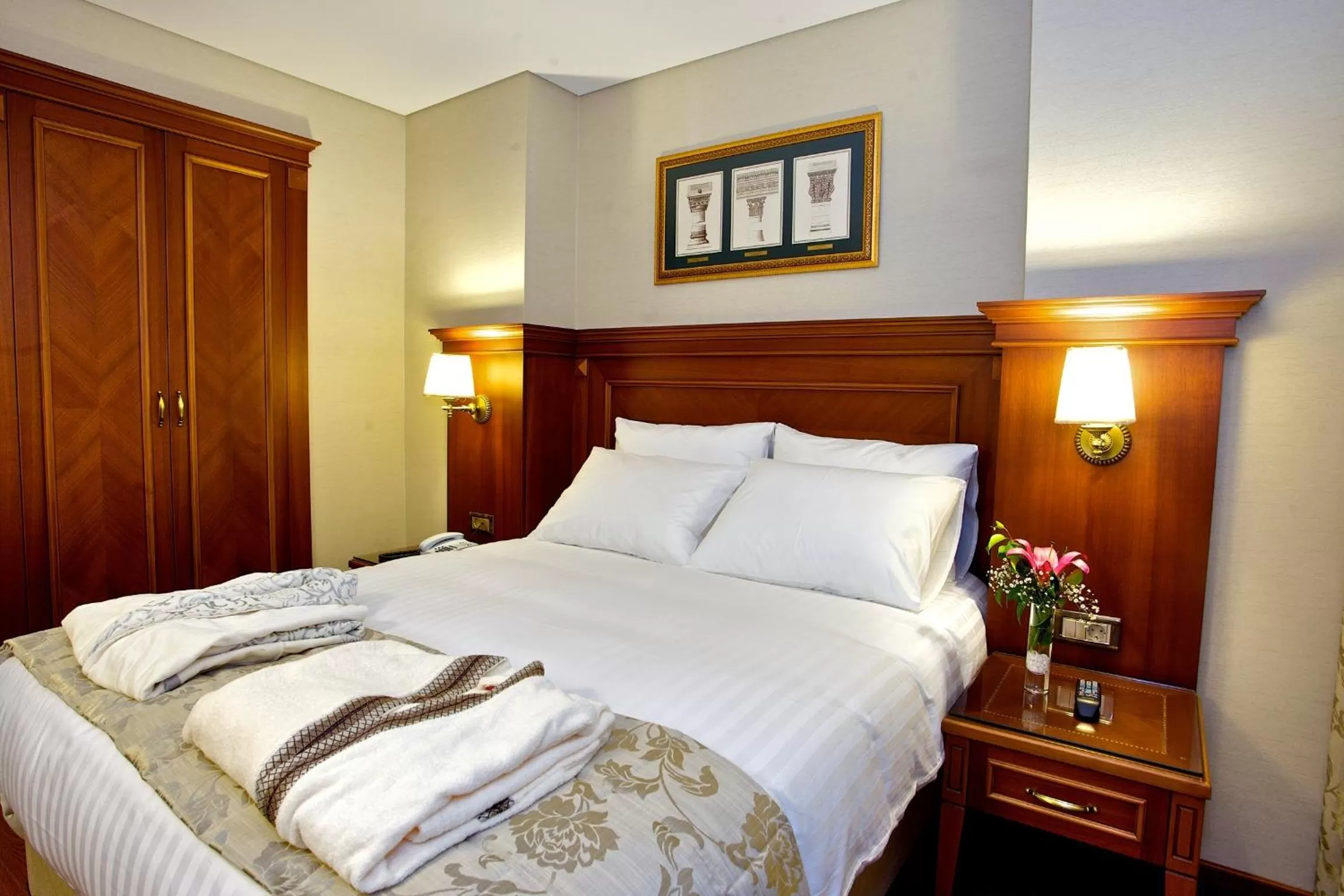 Bed in Hotel Perula & SPA