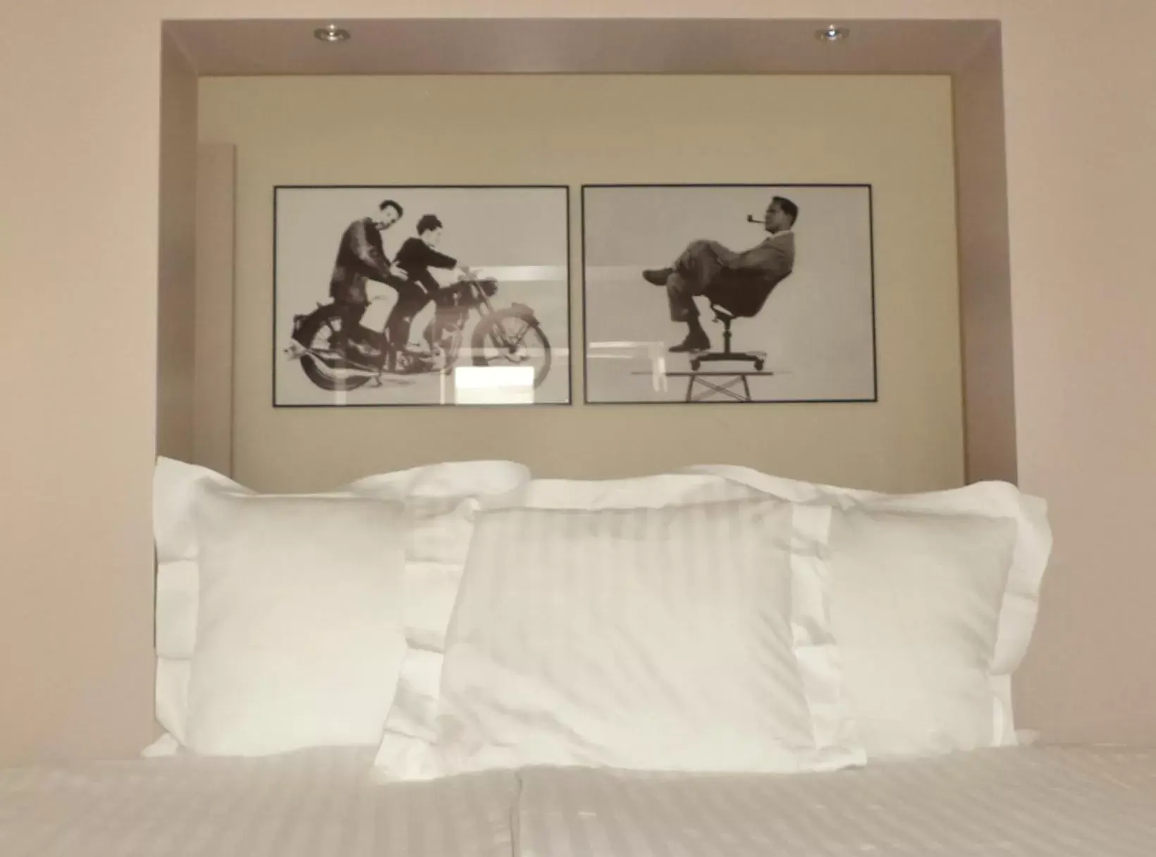 Design Superior Room (1) in Hotel Recour Design Superior Room (1) in Hotel Recour