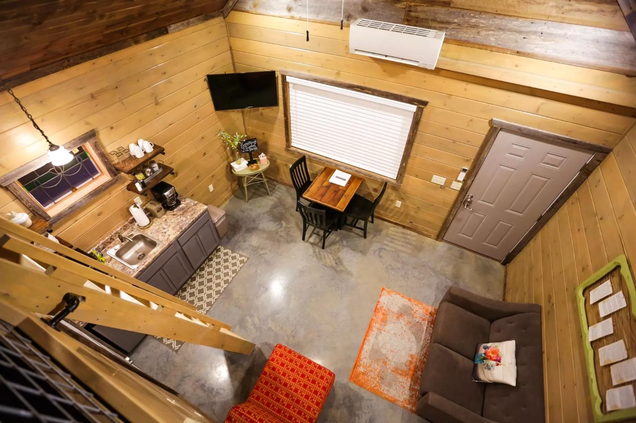 TV and multimedia in Knotty Squirrel Cabins