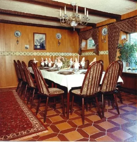 Restaurant/places to eat in Hotel & Restaurant Bei Hölzchen