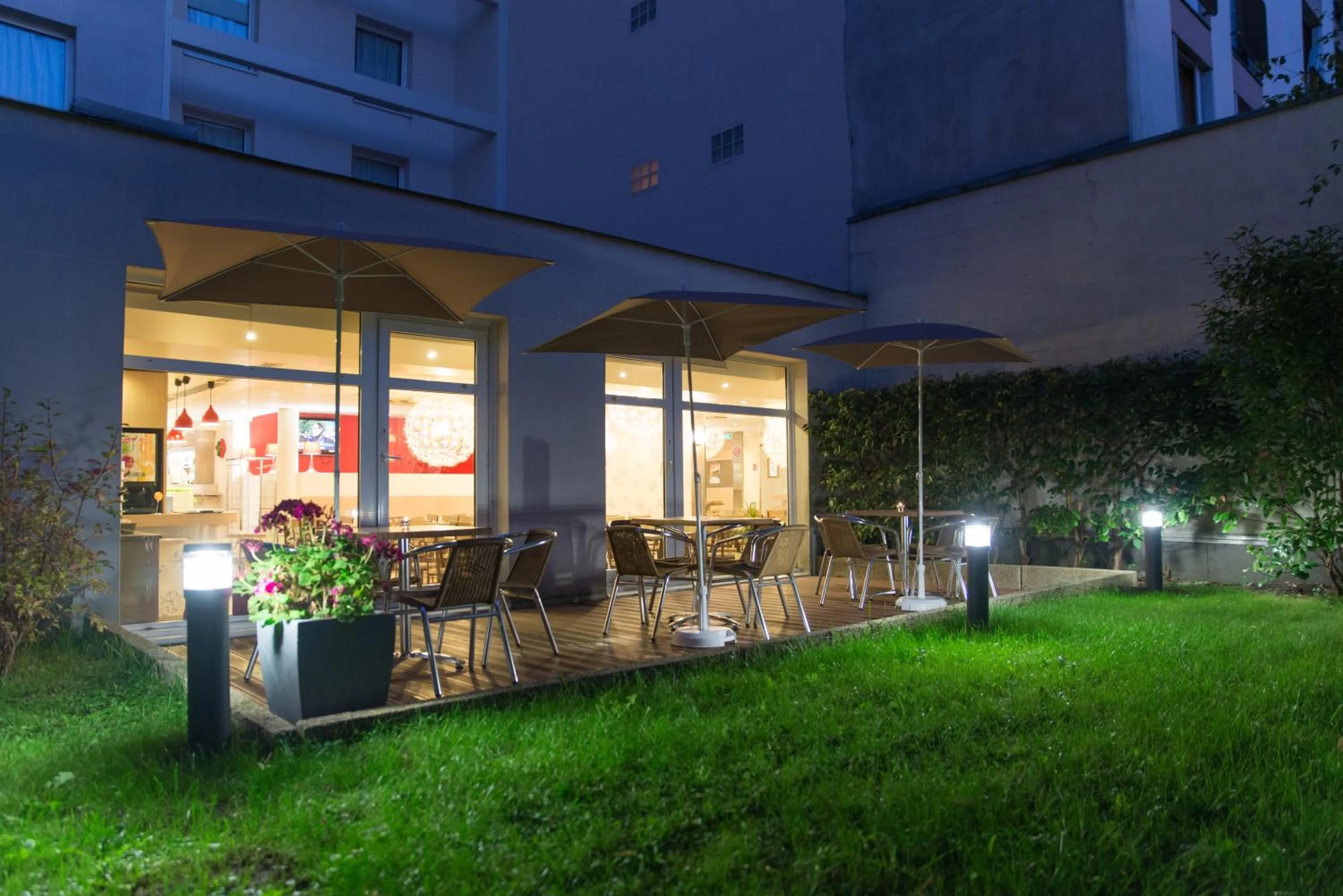 Balcony/Terrace in ibis Paris Vanves Parc des Expositions