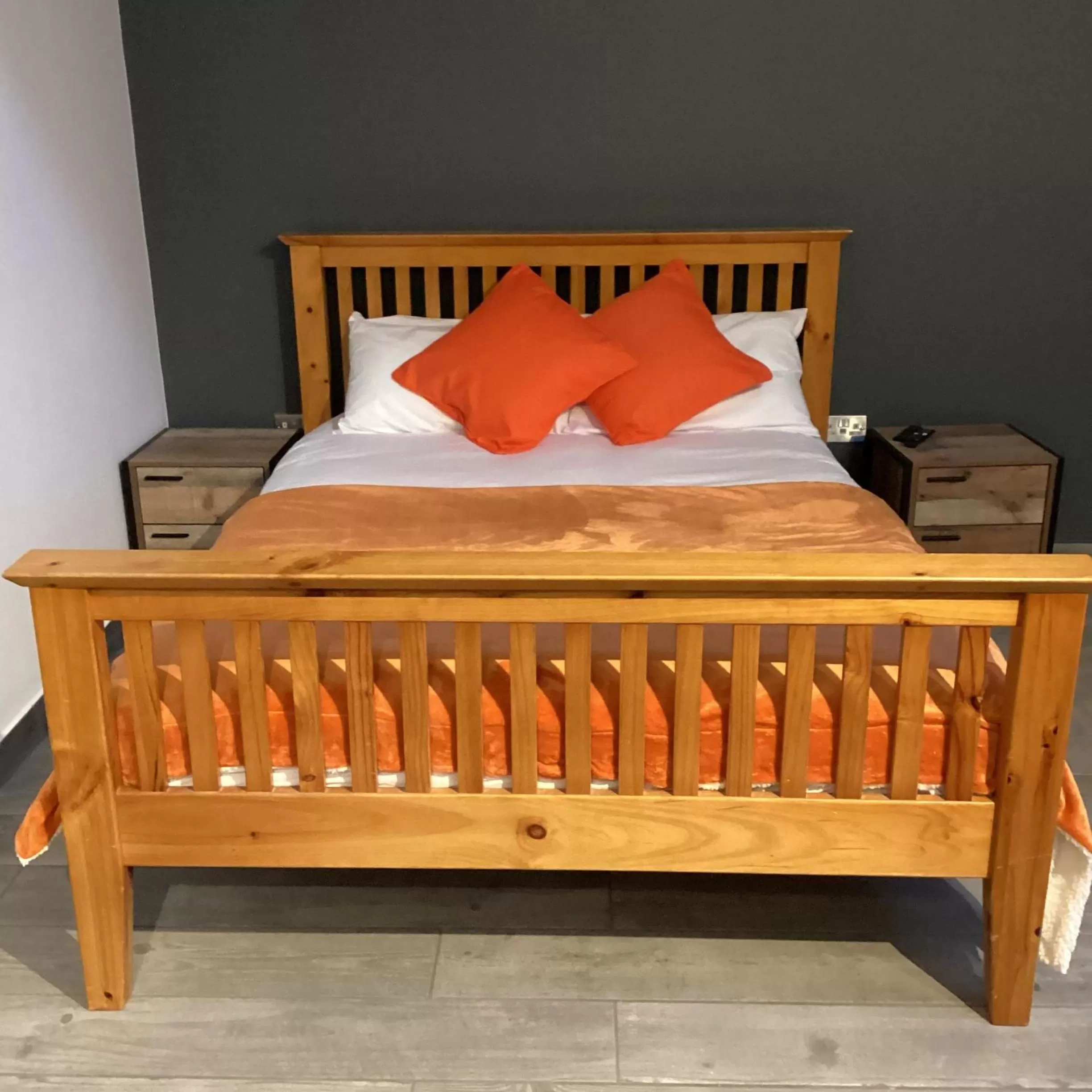 Superior Family Room in The Lydden Bell