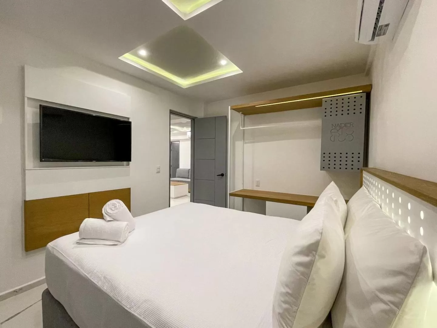 Bedroom, Bed in Apartamentos