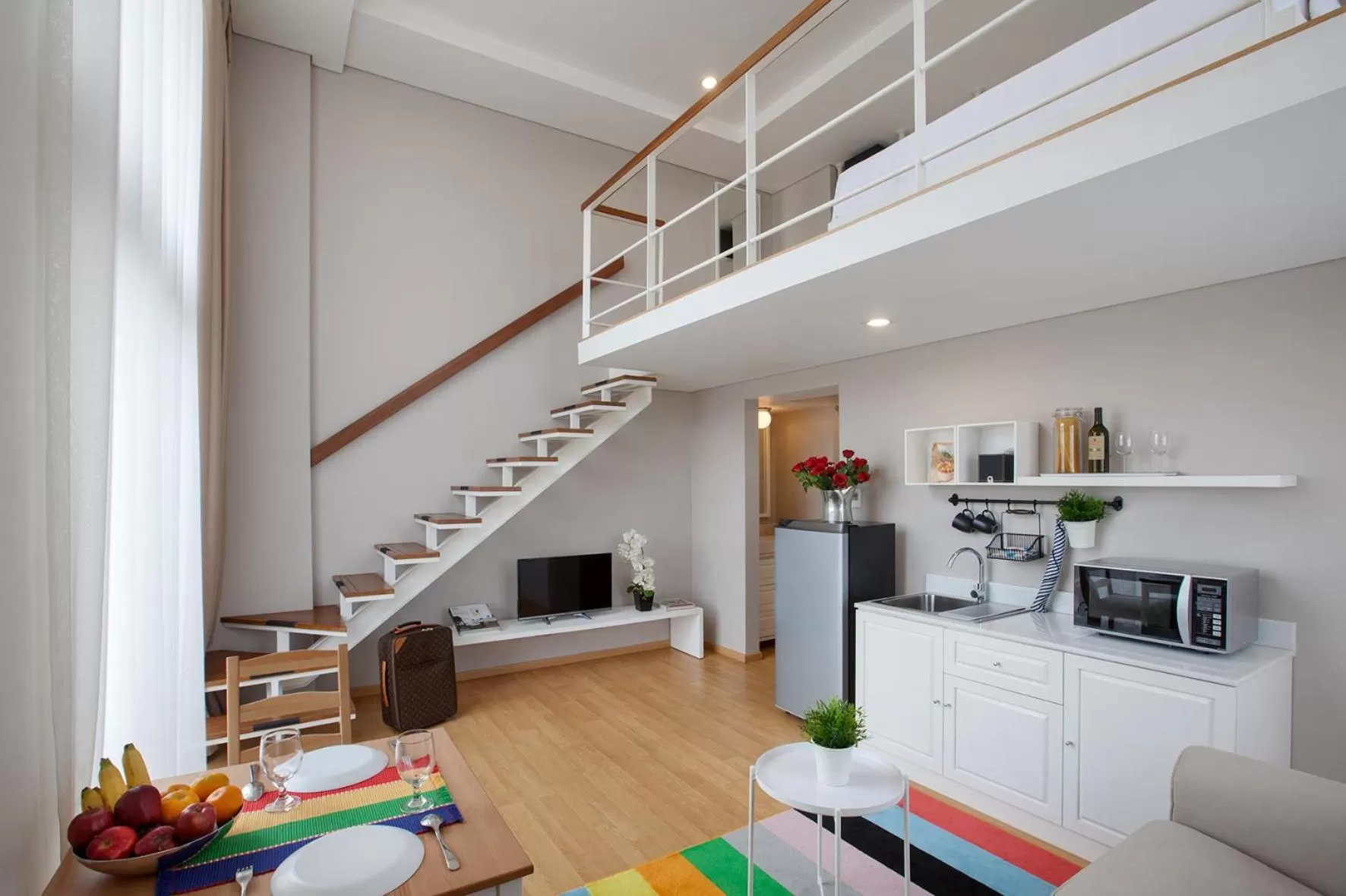 Area and facilities in White Tree Residence