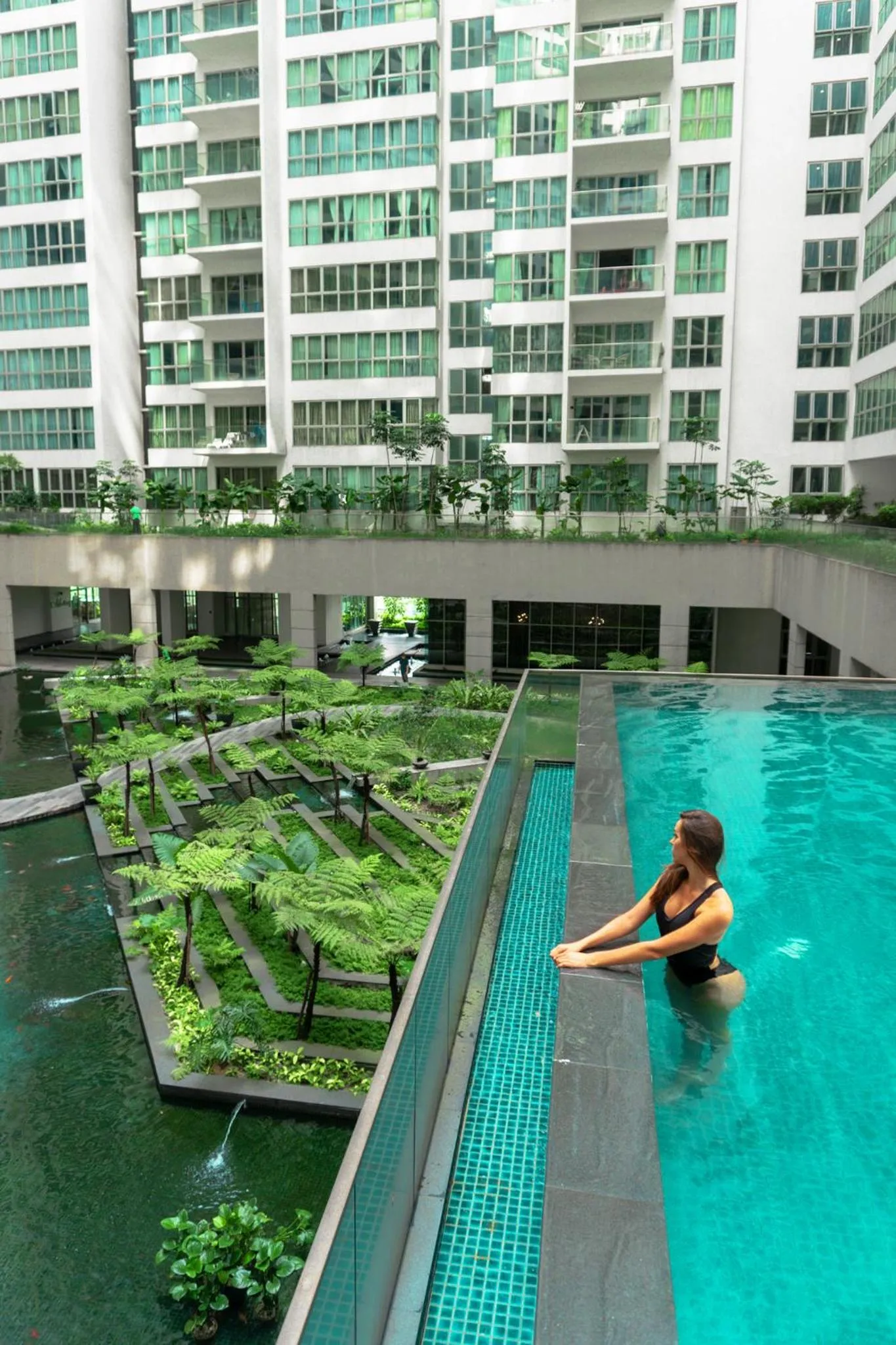 Swimming pool in Regalia Upper View Hotel