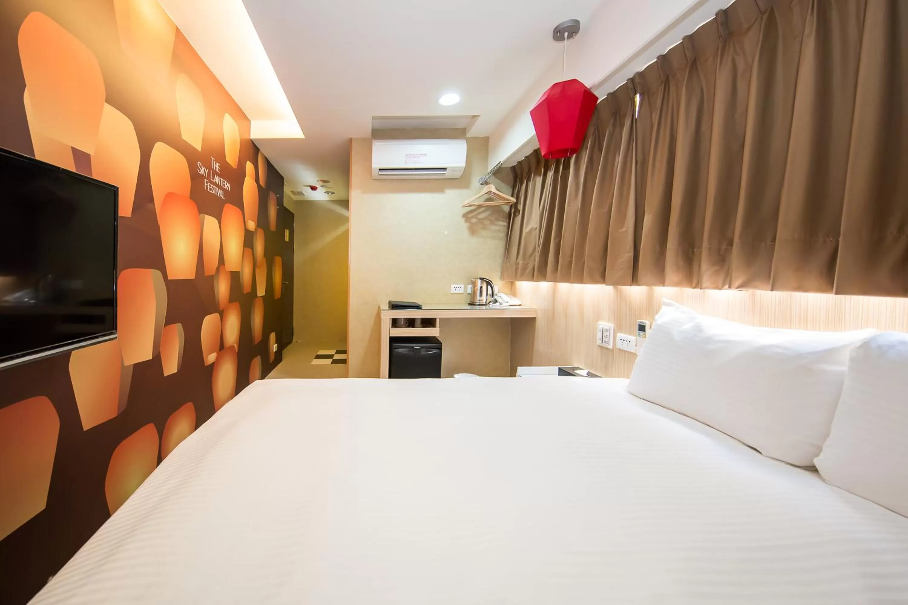 Bedroom, Bed in Morwing Hotel - Culture Vogue