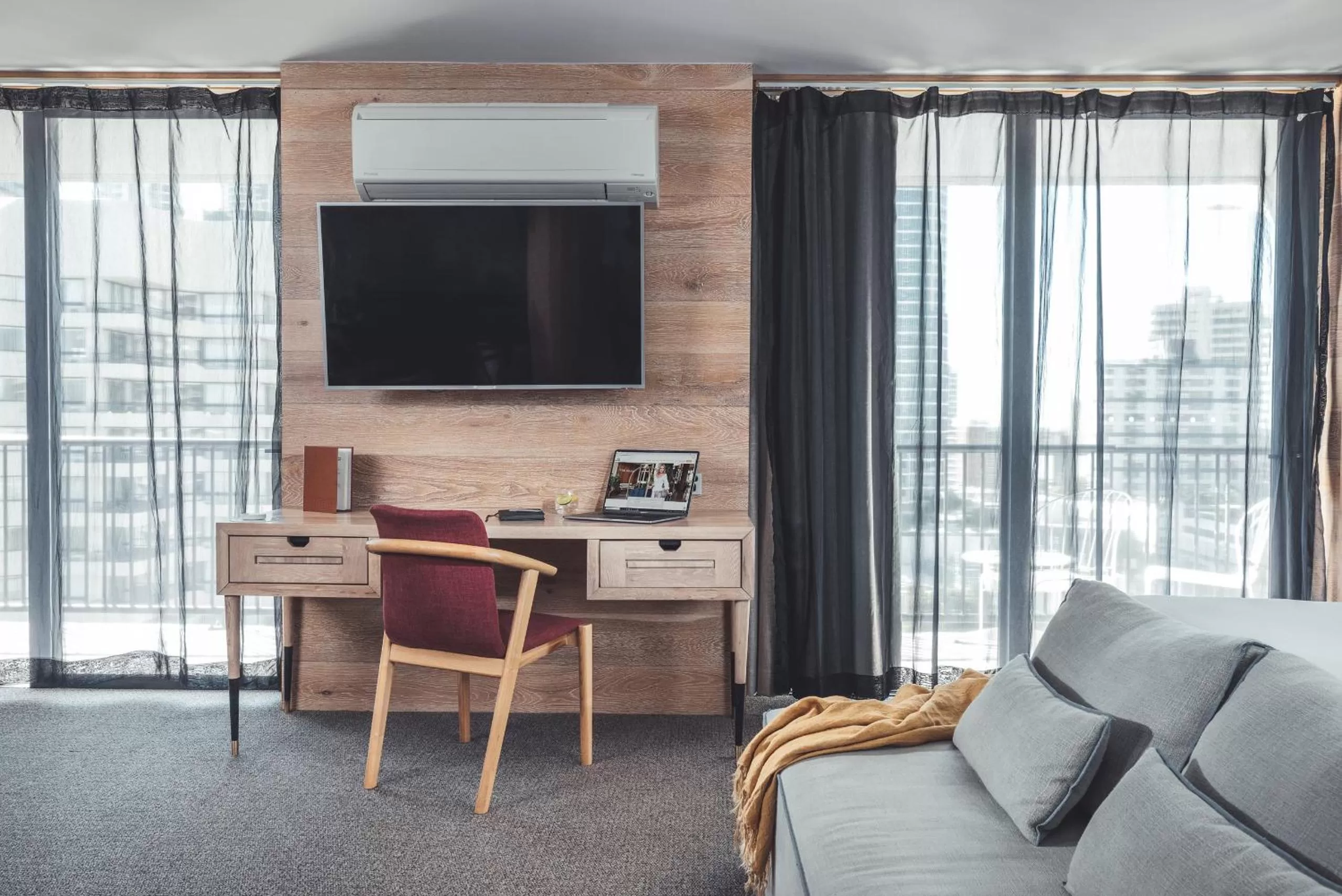 TV and multimedia in The Island Gold Coast