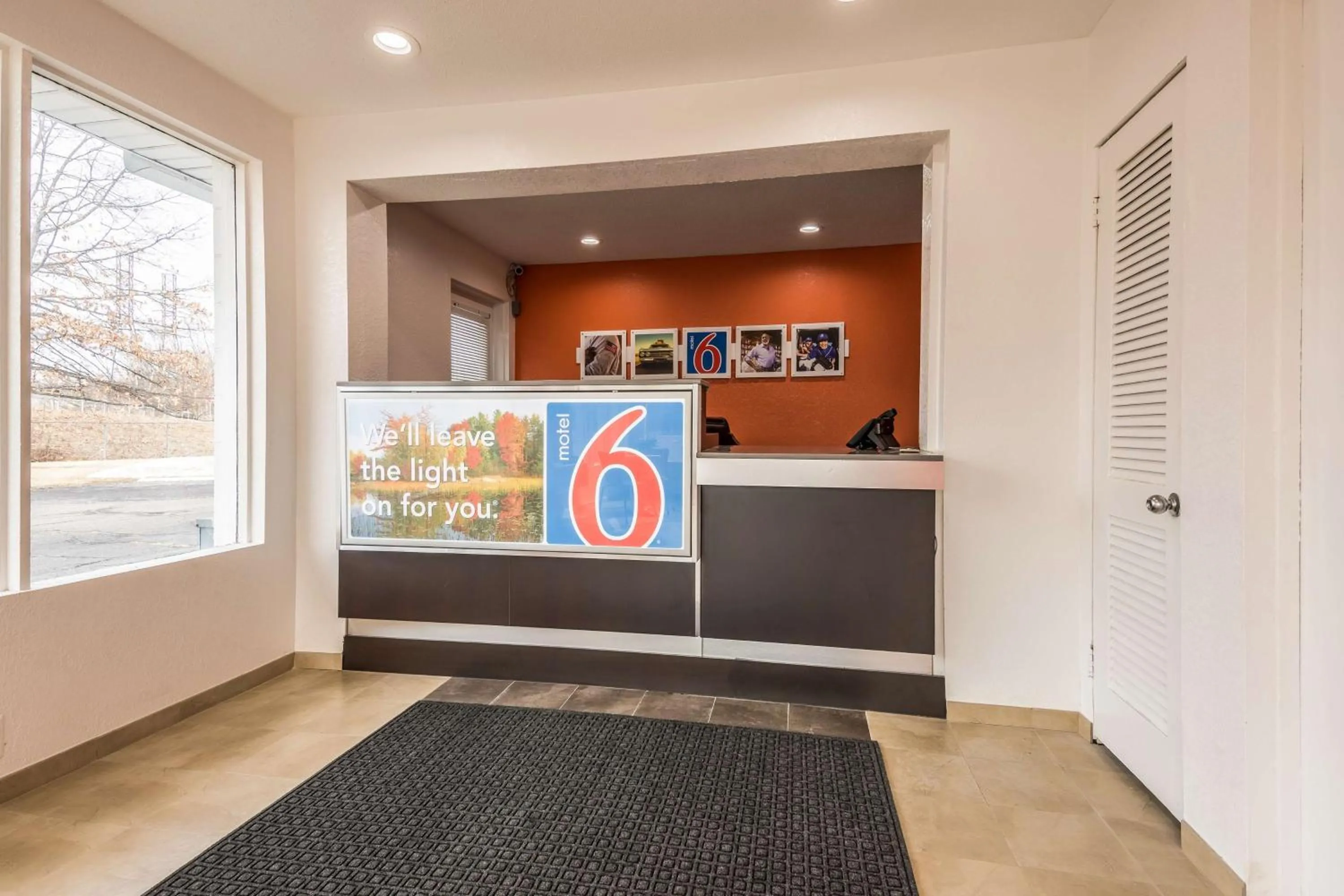 Lobby or reception in Motel 6-Schenectady, NY