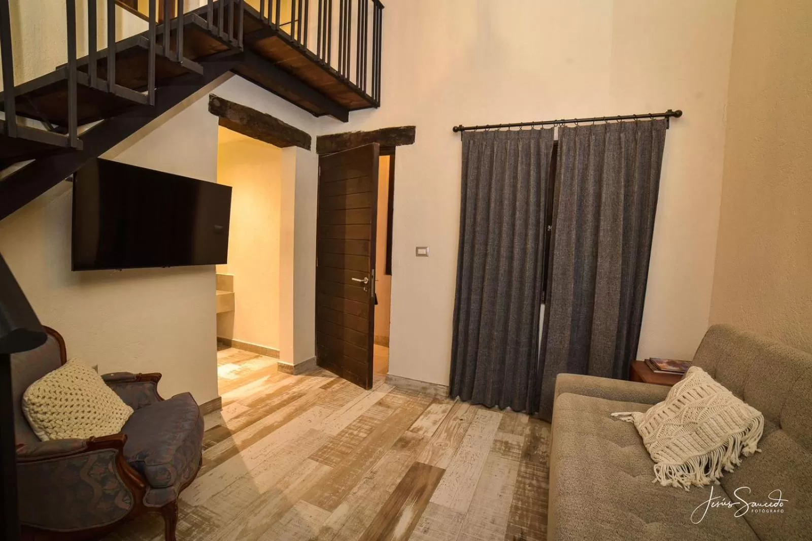 TV and multimedia in Suites Campestres Montebello