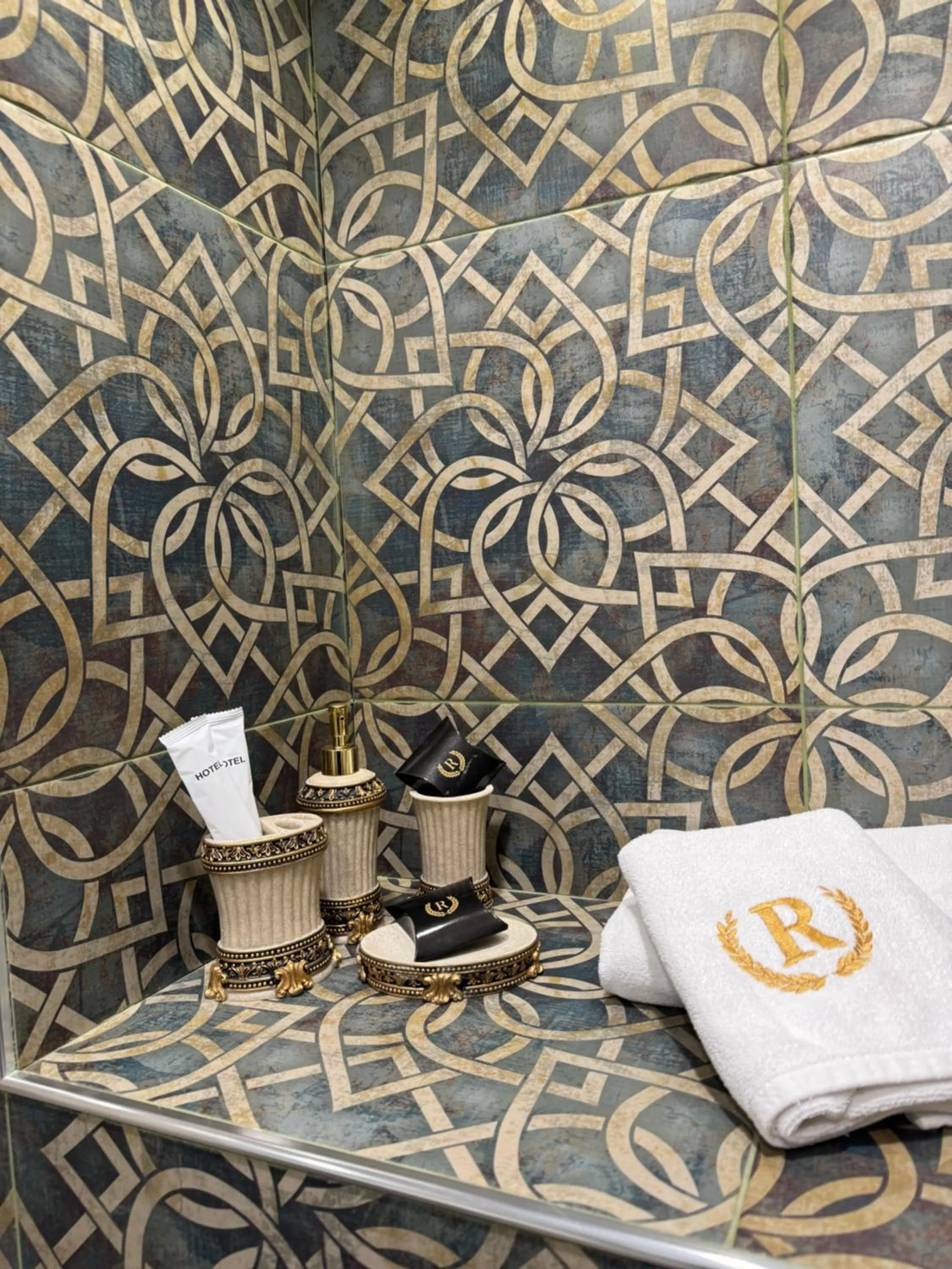 Property logo or sign in Redline Hotel