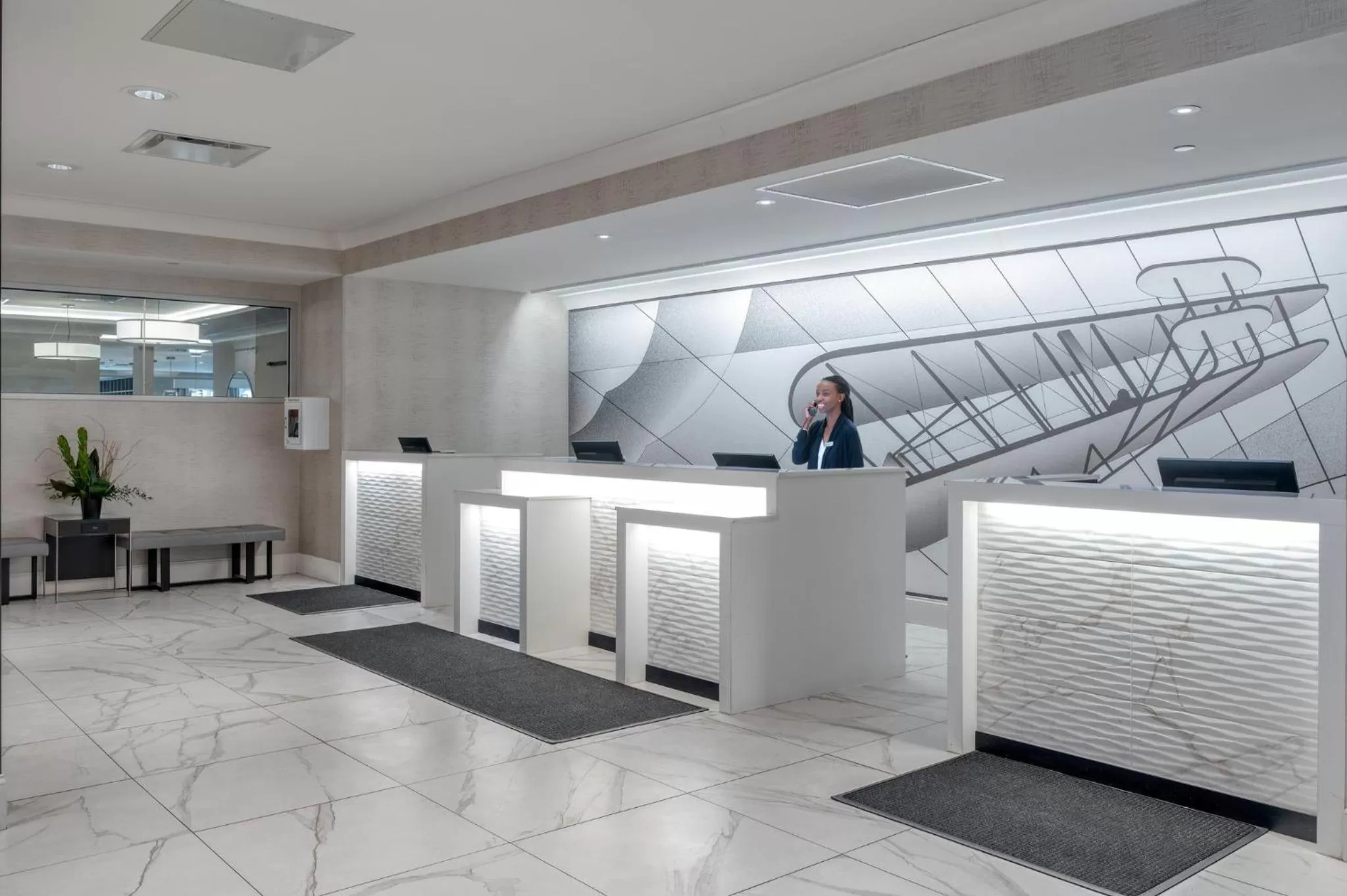 Property building in Crowne Plaza Albany - The Desmond Hotel