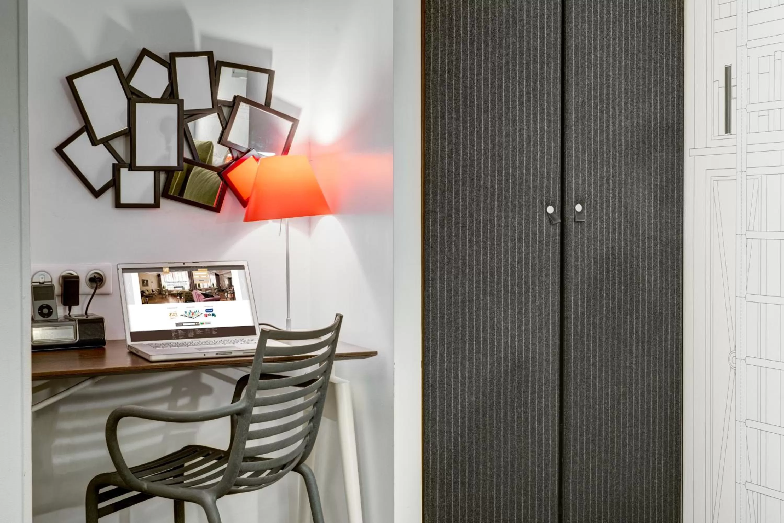 Bedroom in Hotel Joyce - Astotel