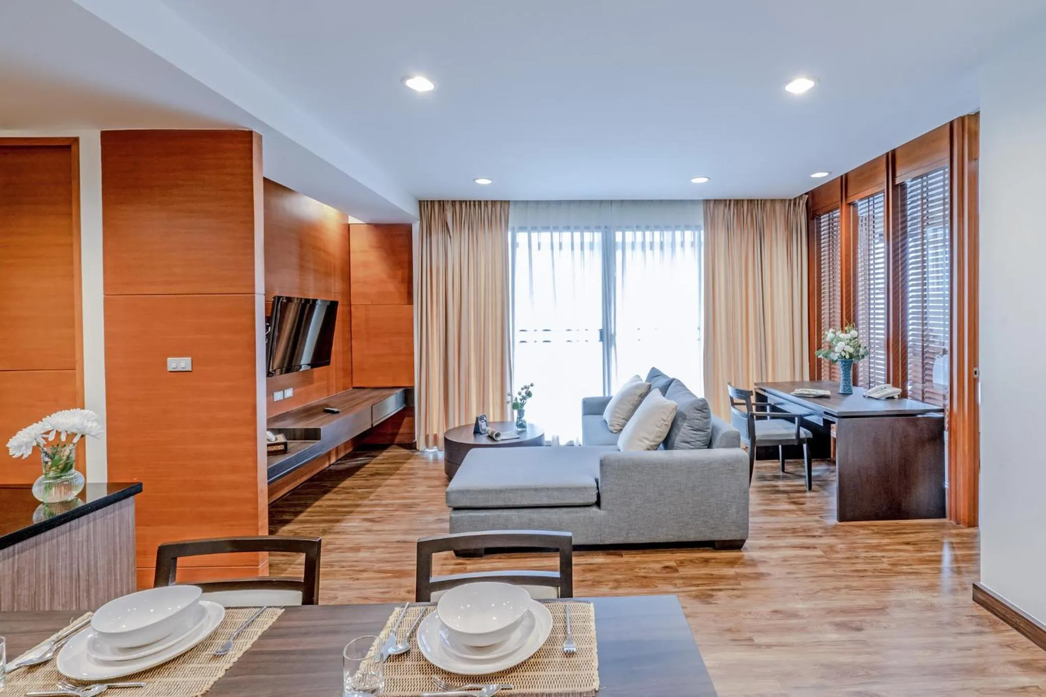 Living room, Bed in Amanta Hotel & Residence Ratchada