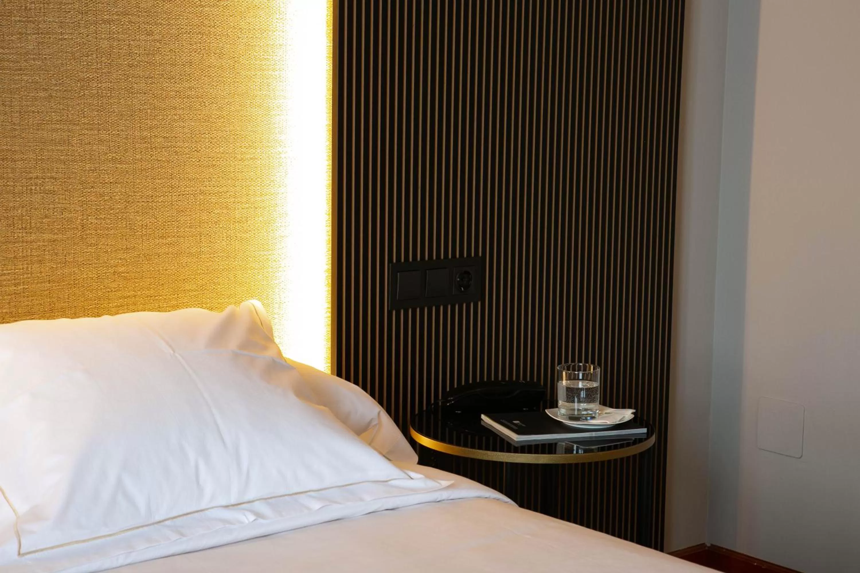 Bed in Hotel Sercotel Ciudad de Oviedo