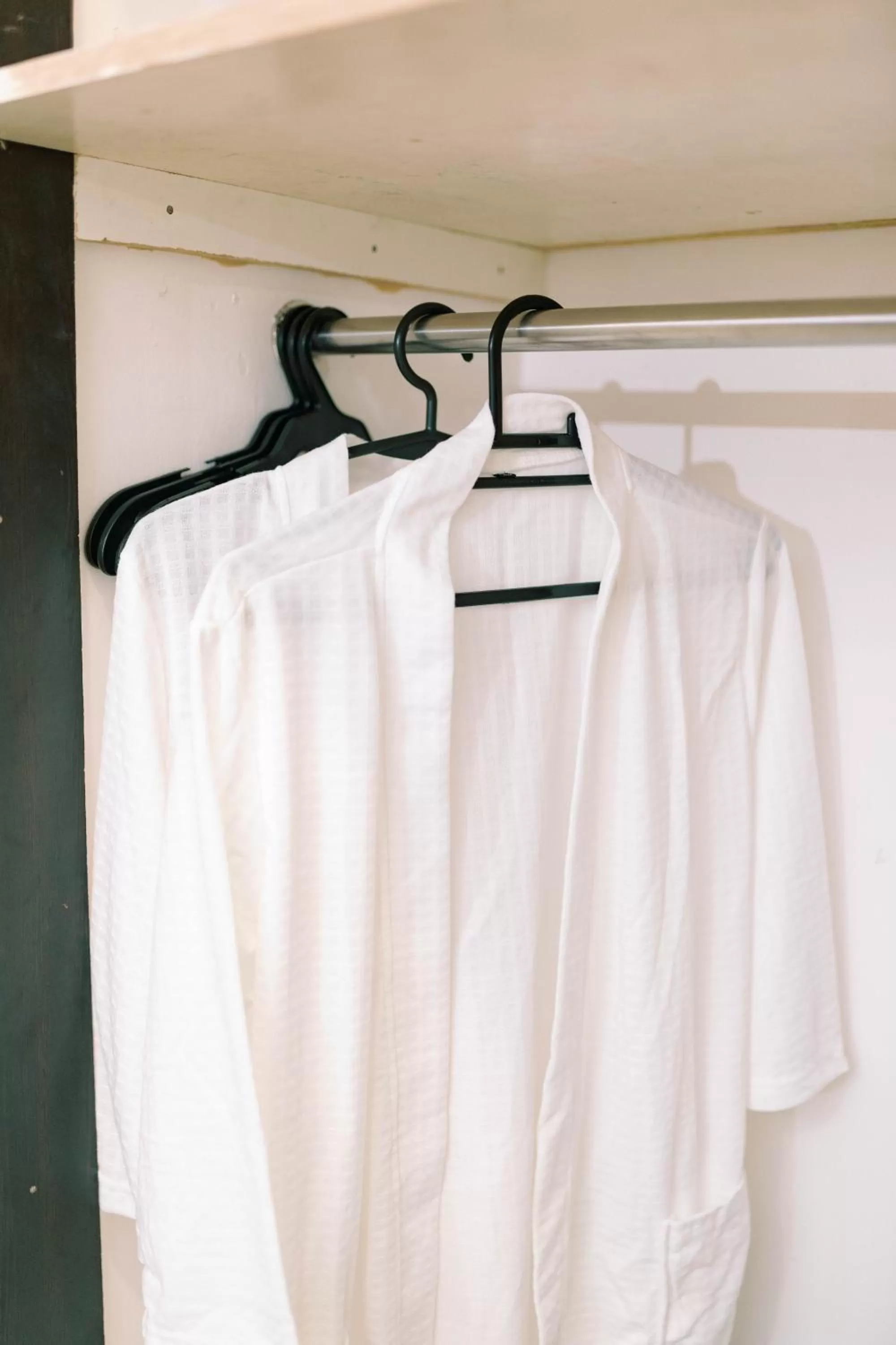 wardrobe in 3 Peaks Resort & Boutique Hotel