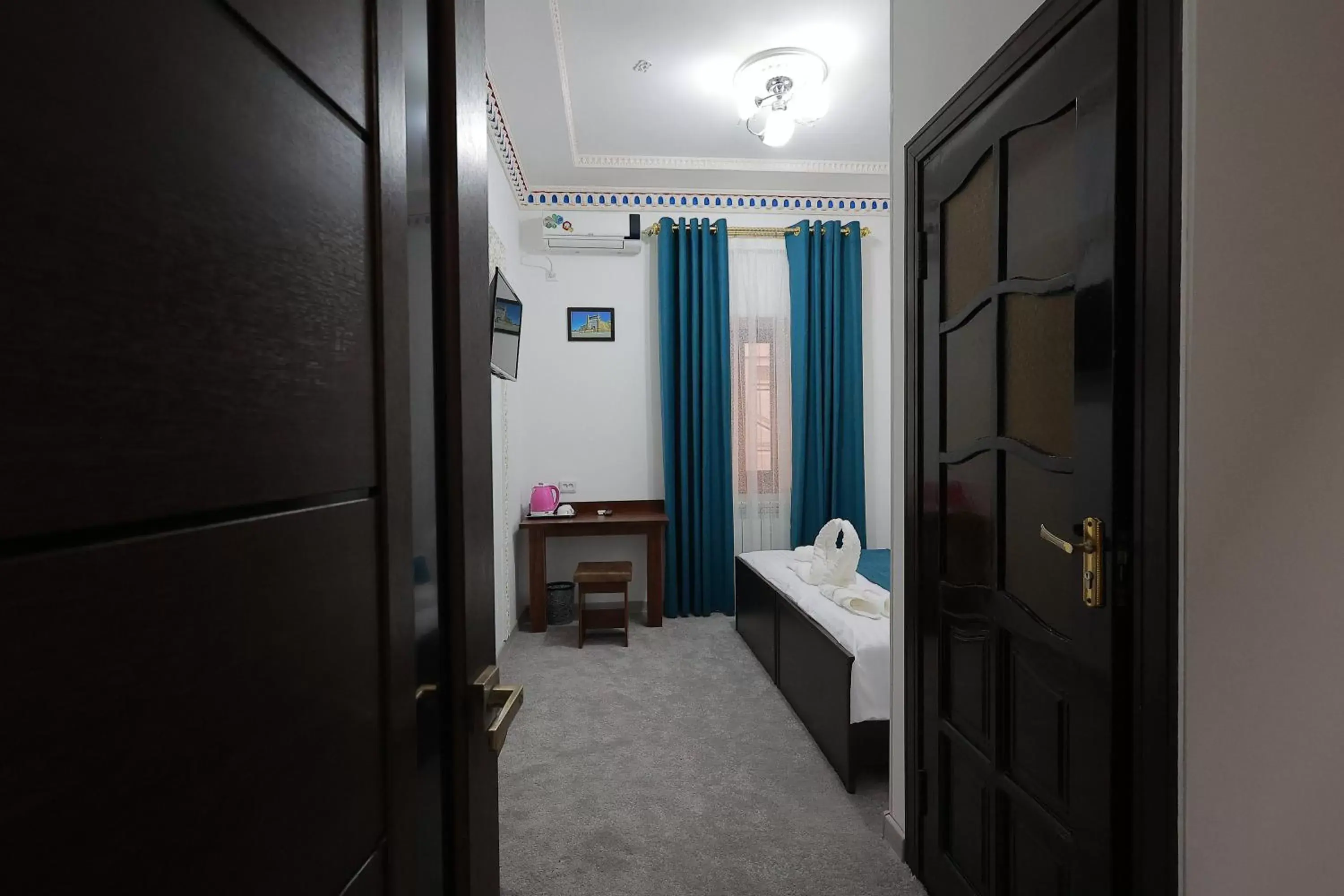 Deluxe Double Room in Jahangir Boutique Bukhara Deluxe Double Room in Jahangir Boutique Bukhara