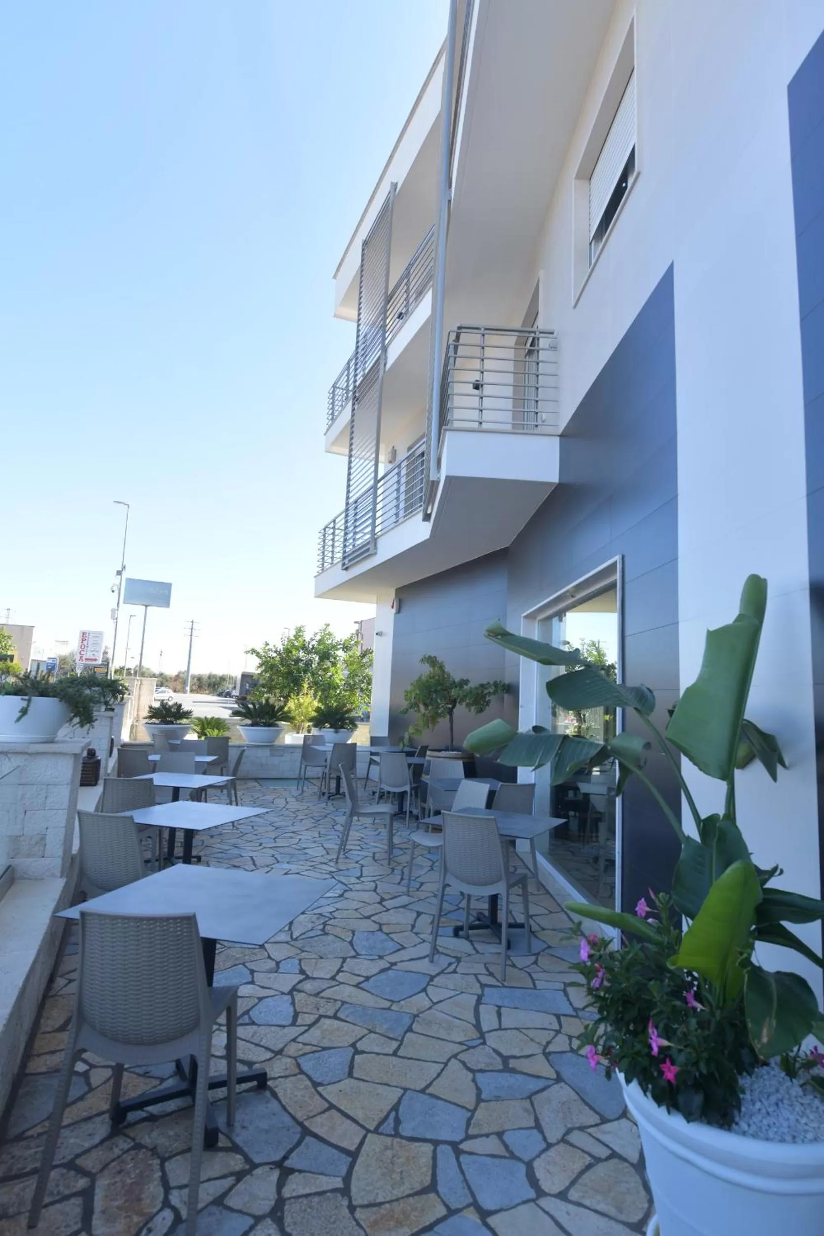 Restaurant/Places to Eat in Noemi B&B