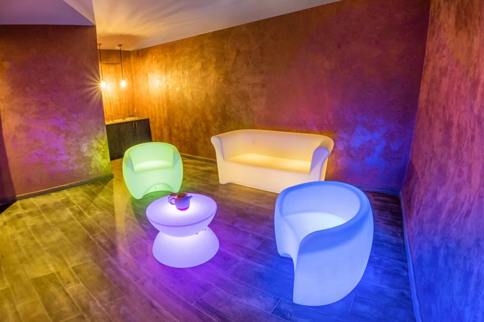 Spa and wellness centre/facilities in Meta Business Hotel By King David