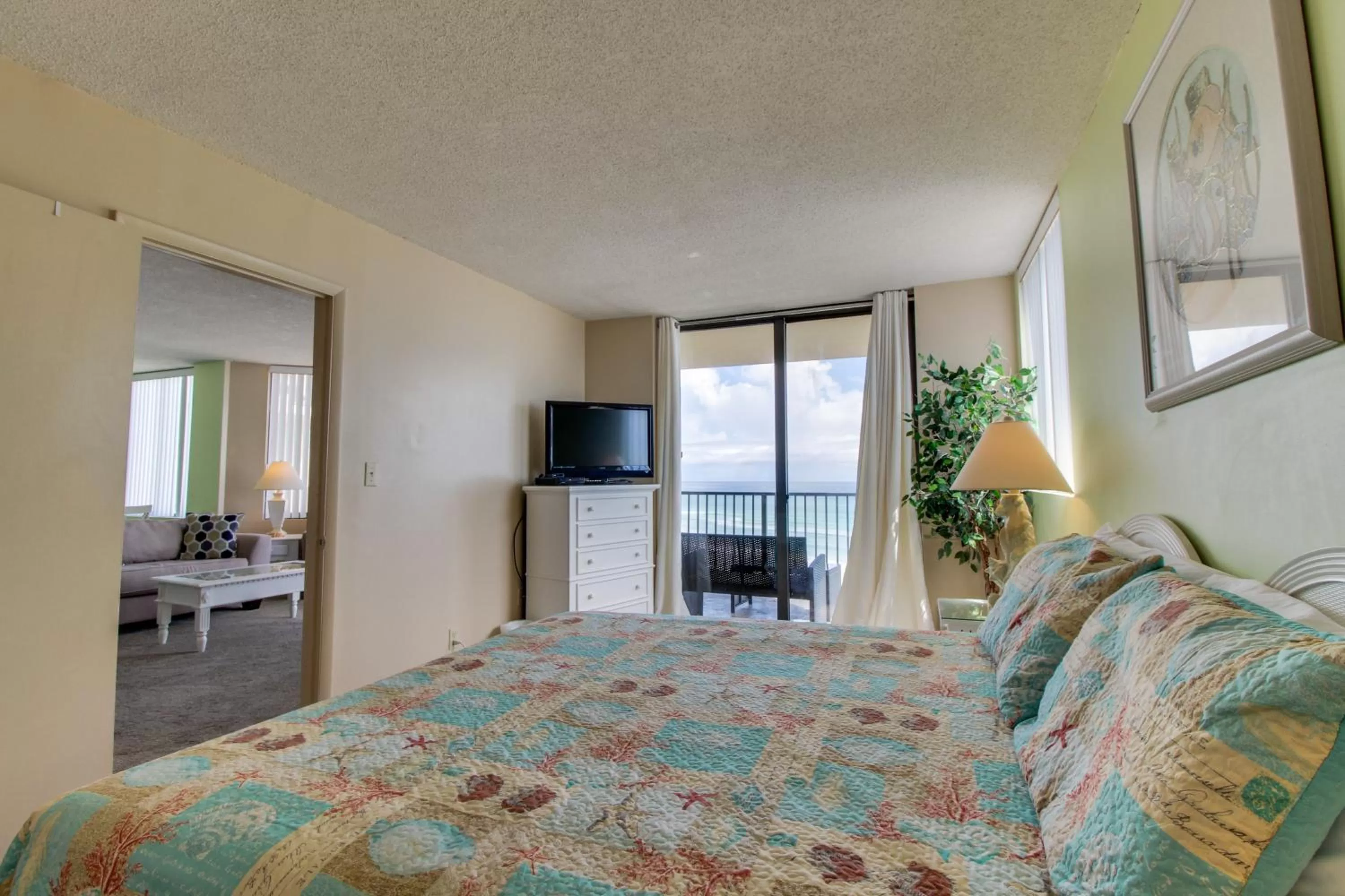 Bed in Sunbird #608E