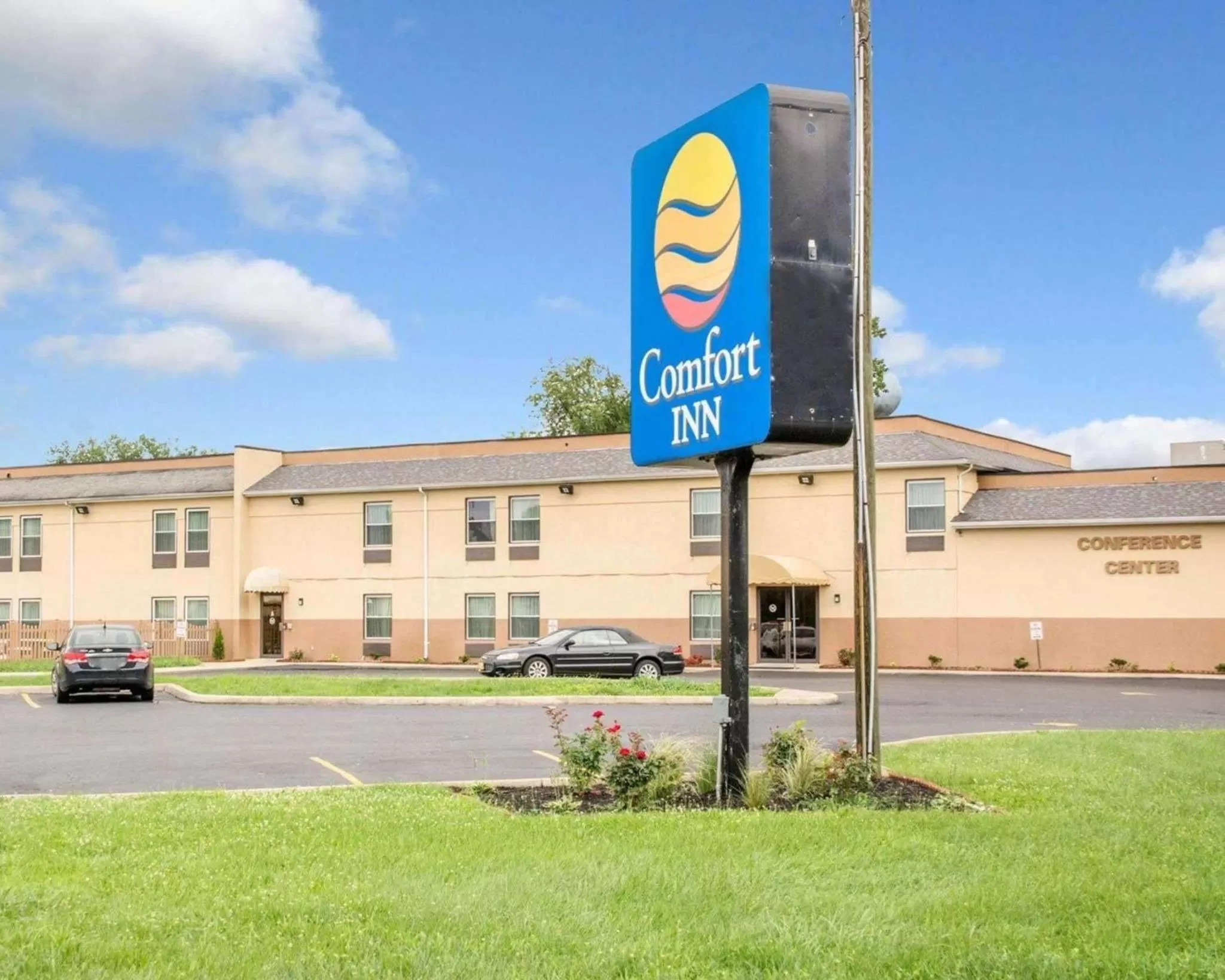 Property building in Comfort Inn Piketon near Fairgrounds