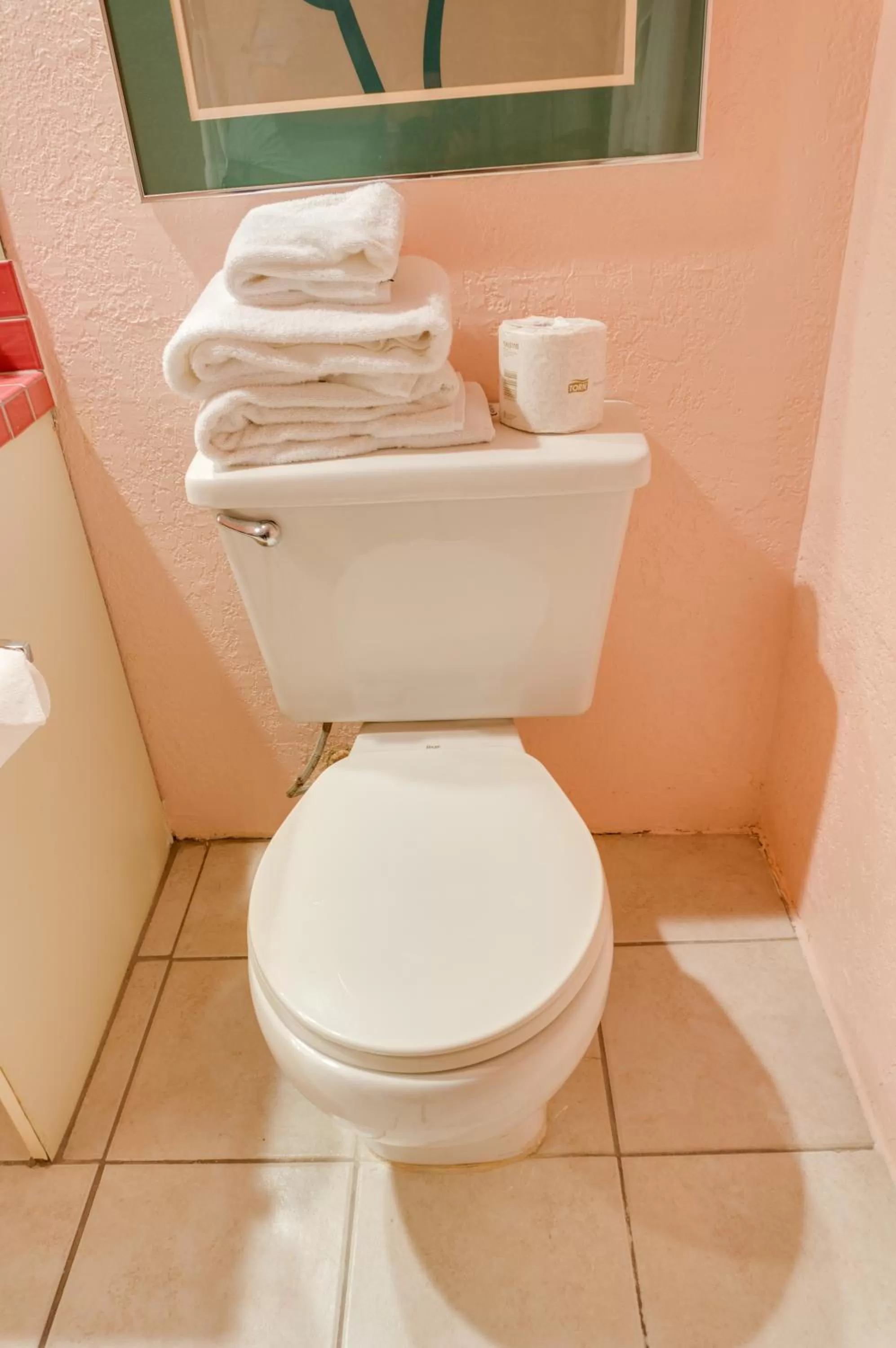 Bathroom in Kuhio Banyan Hotel (with Kitchenettes)