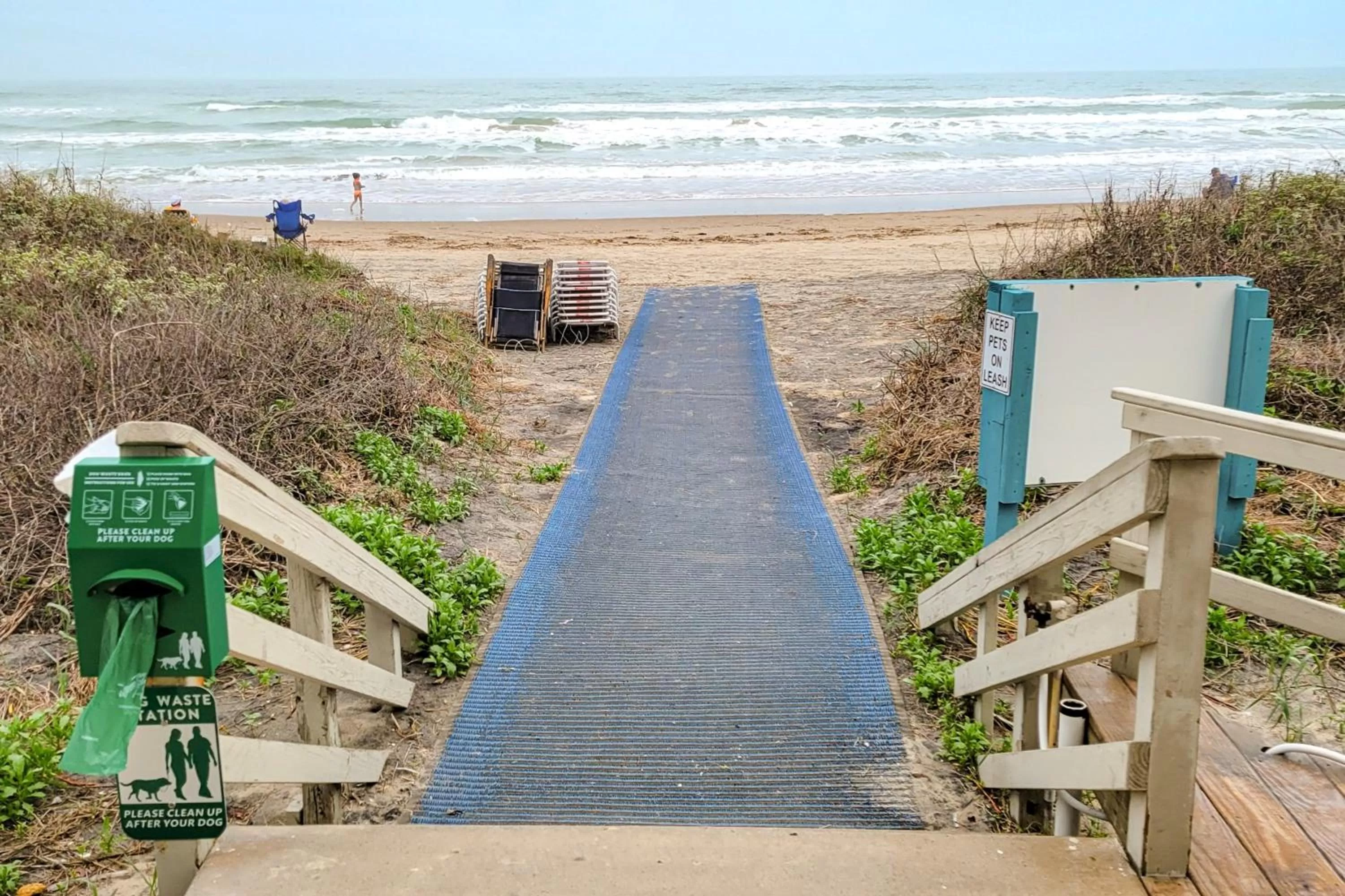 La Internacional Condominiums #210