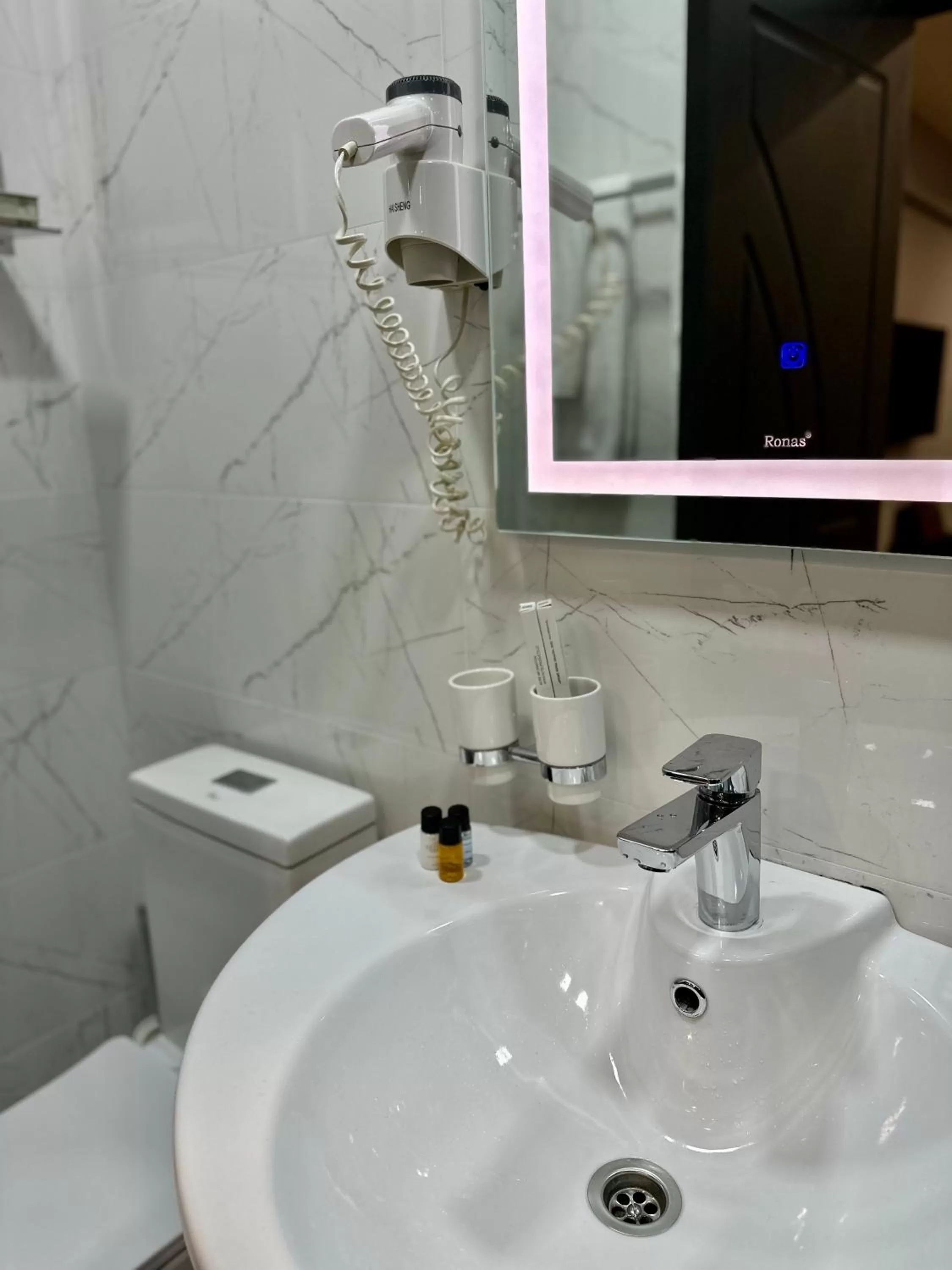 Bathroom in Astor Hotel