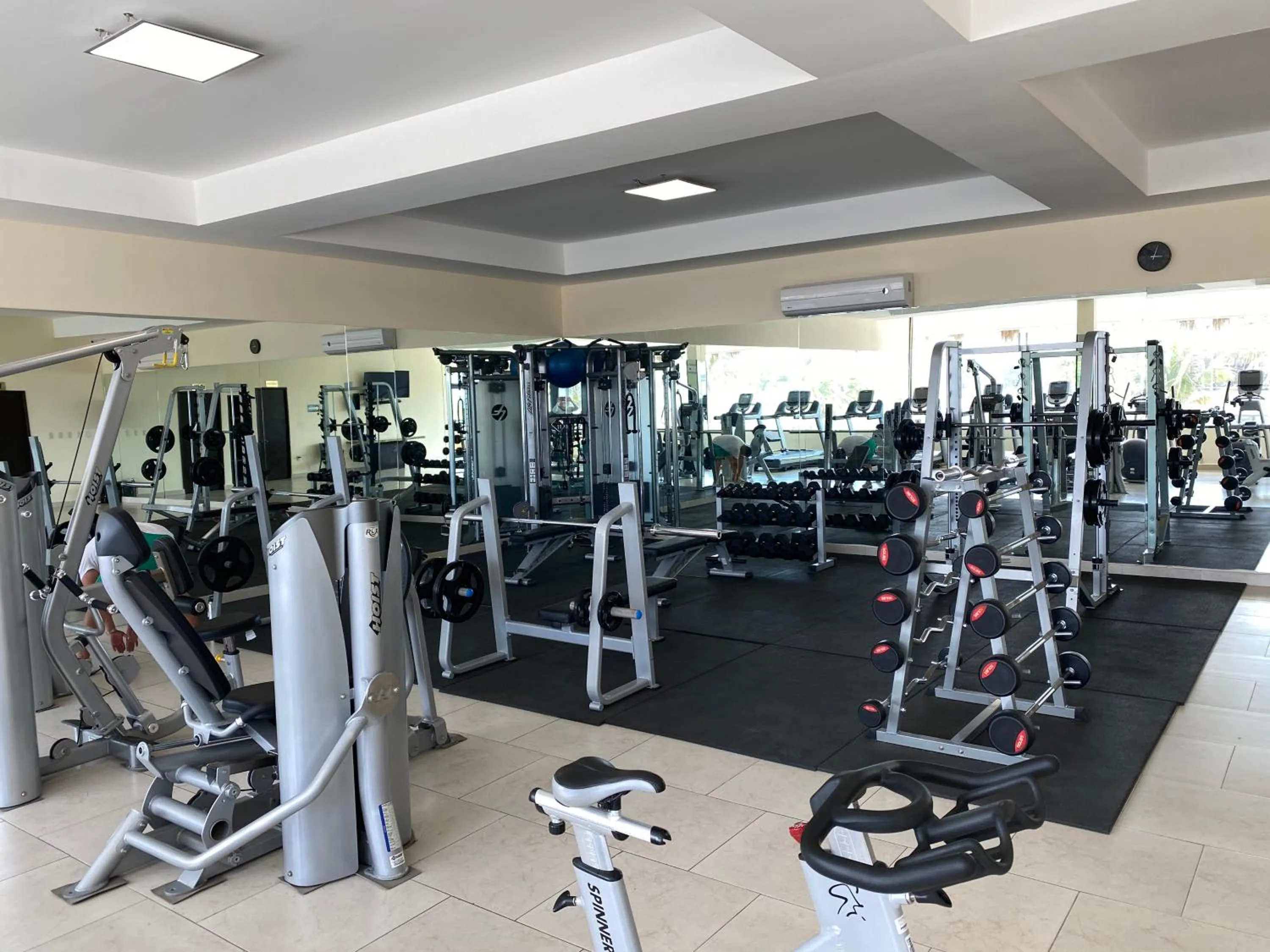 Fitness centre/facilities in Hotel Arenas del Mar Resort