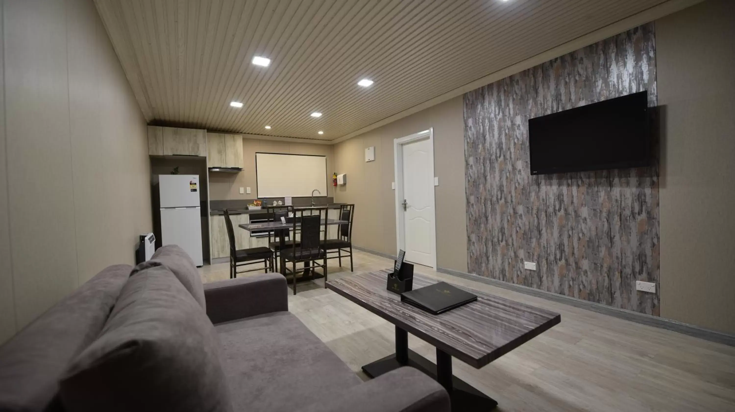 Executive King Suite in Regal Residency Executive King Suite in Regal Residency