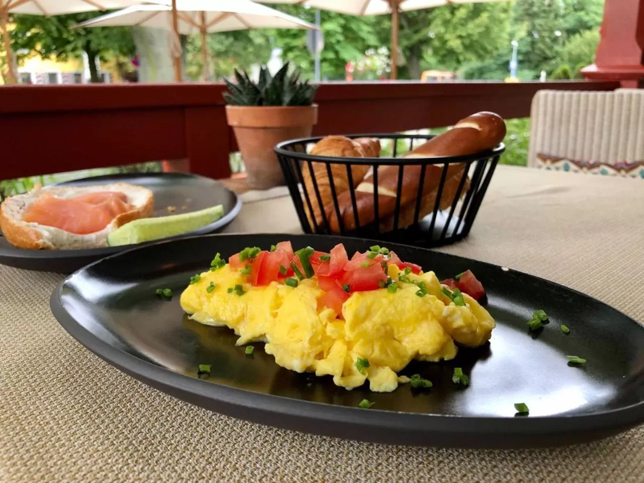 Breakfast in Villa Mittermeier, Hotellerie & Restaurant