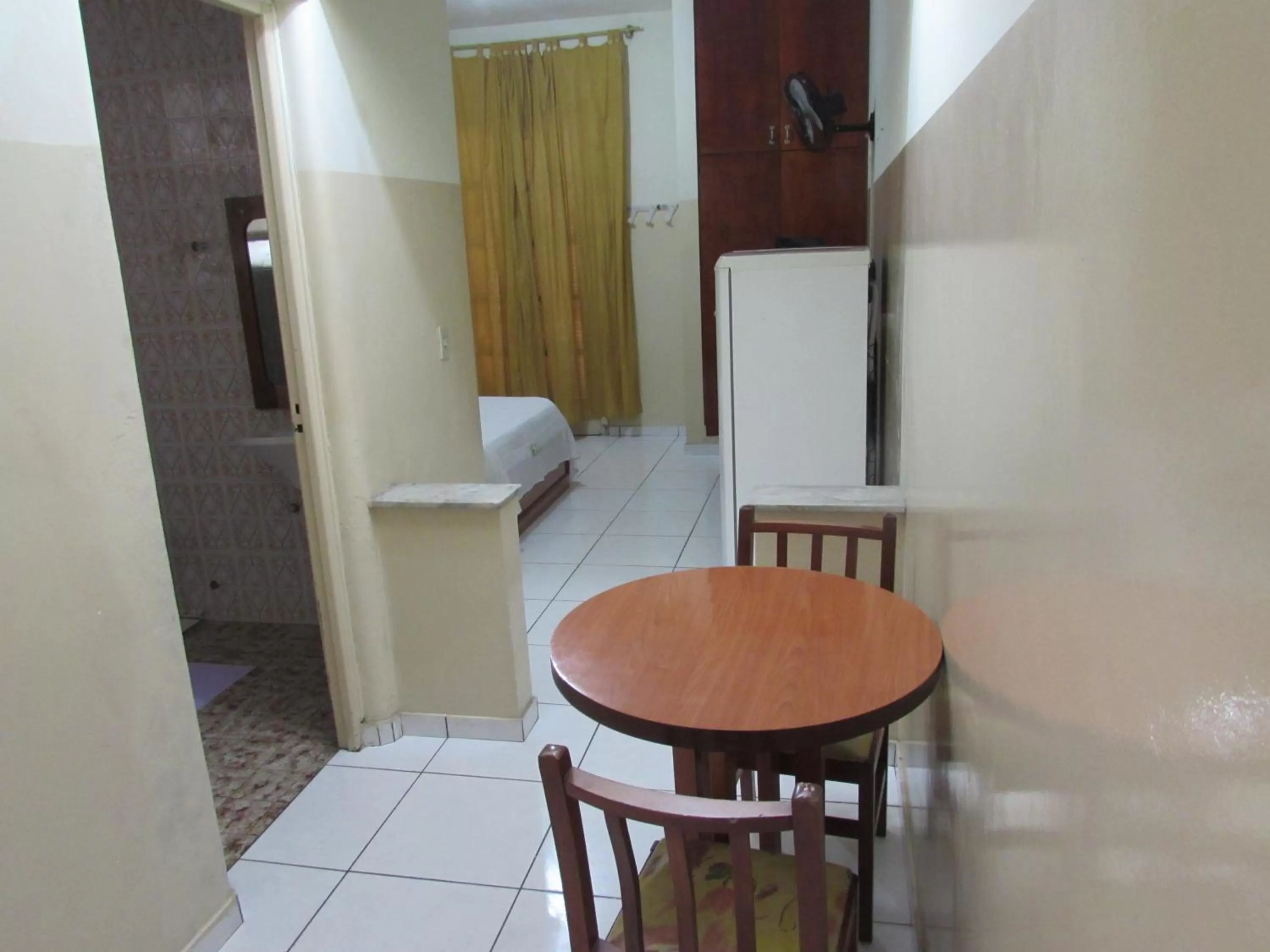 Photo of the whole room, Dining Area in Hotel Plaza Olido