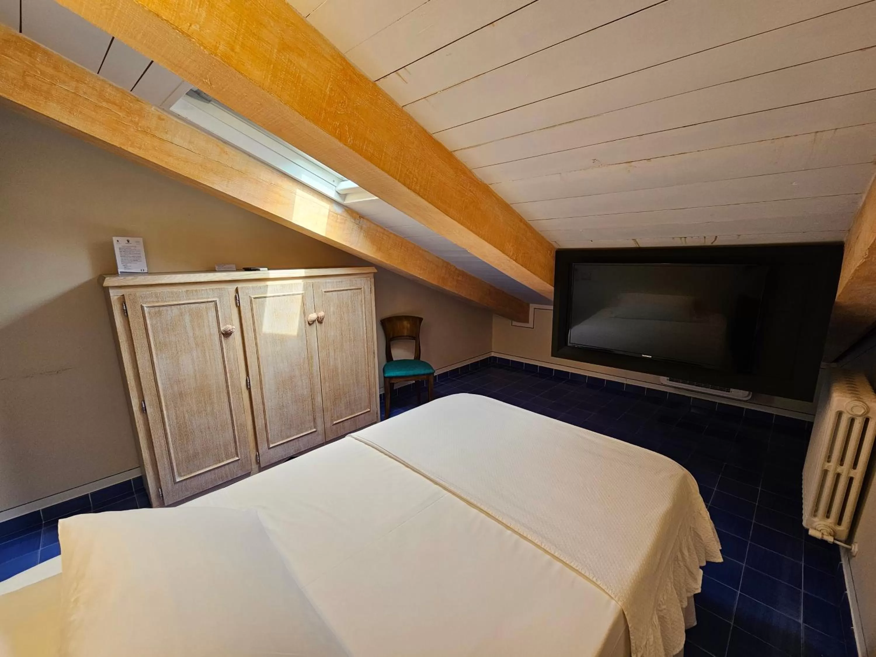 TV and multimedia, Bed in Residenza Sveva