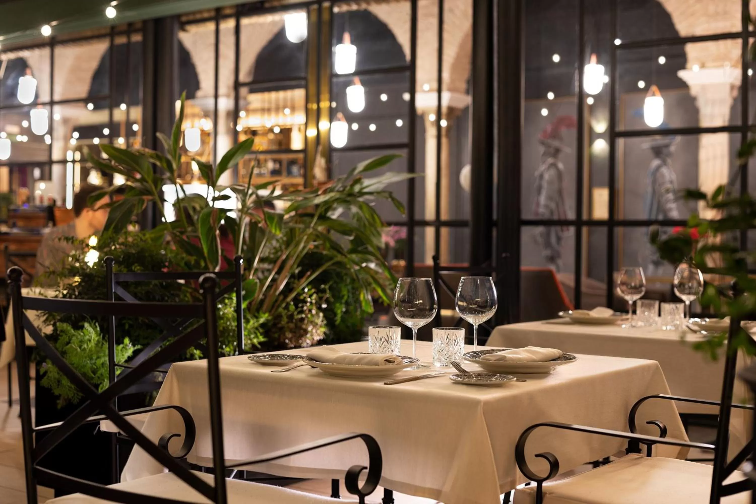 Restaurant/places to eat in Los Seises Sevilla, a Tribute Portfolio Hotel