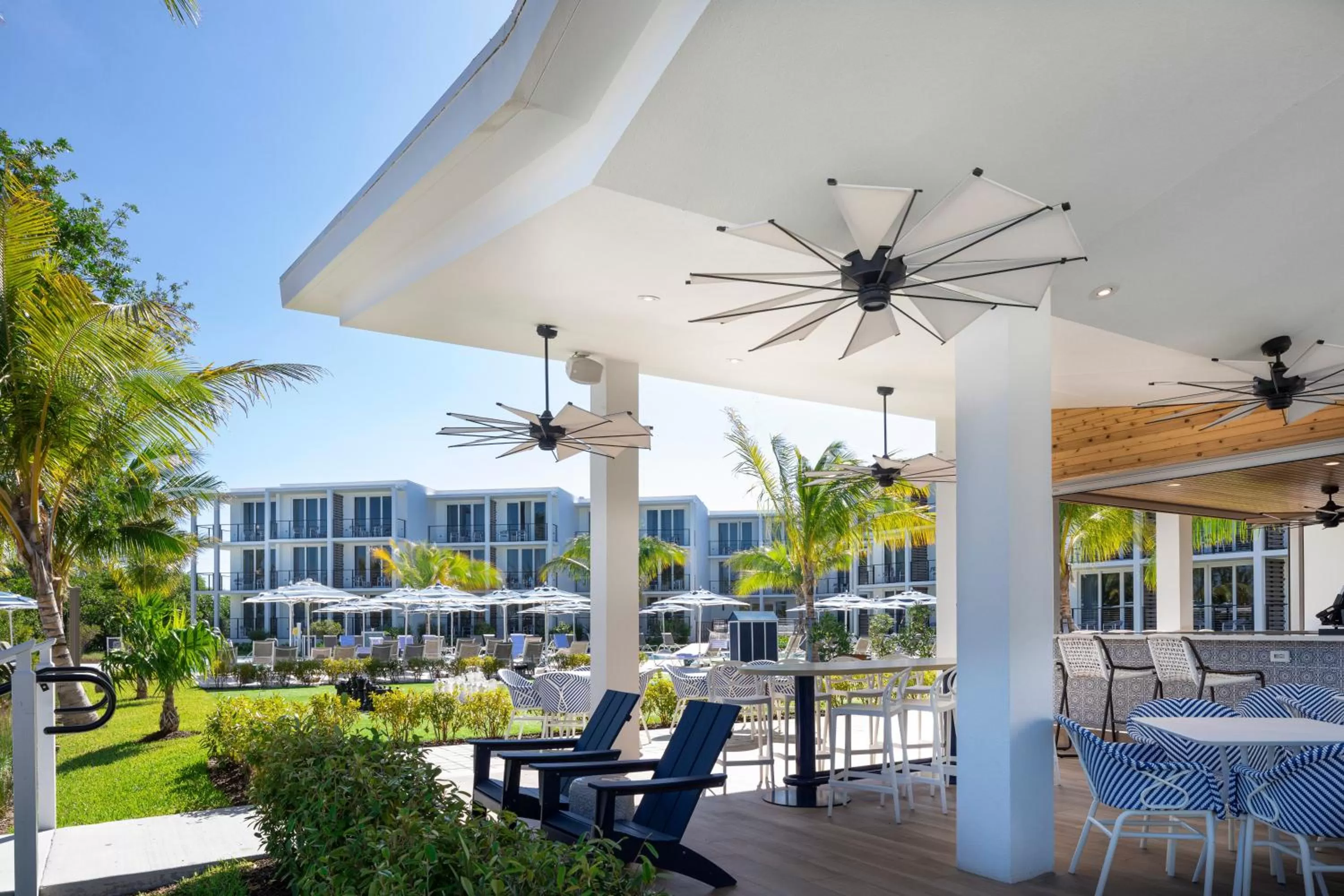 Lounge or bar in The Capitana Key West