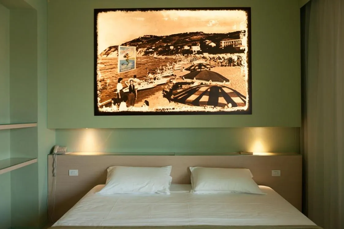 Photo of the whole room, Bed in Hotel Resort Marinella