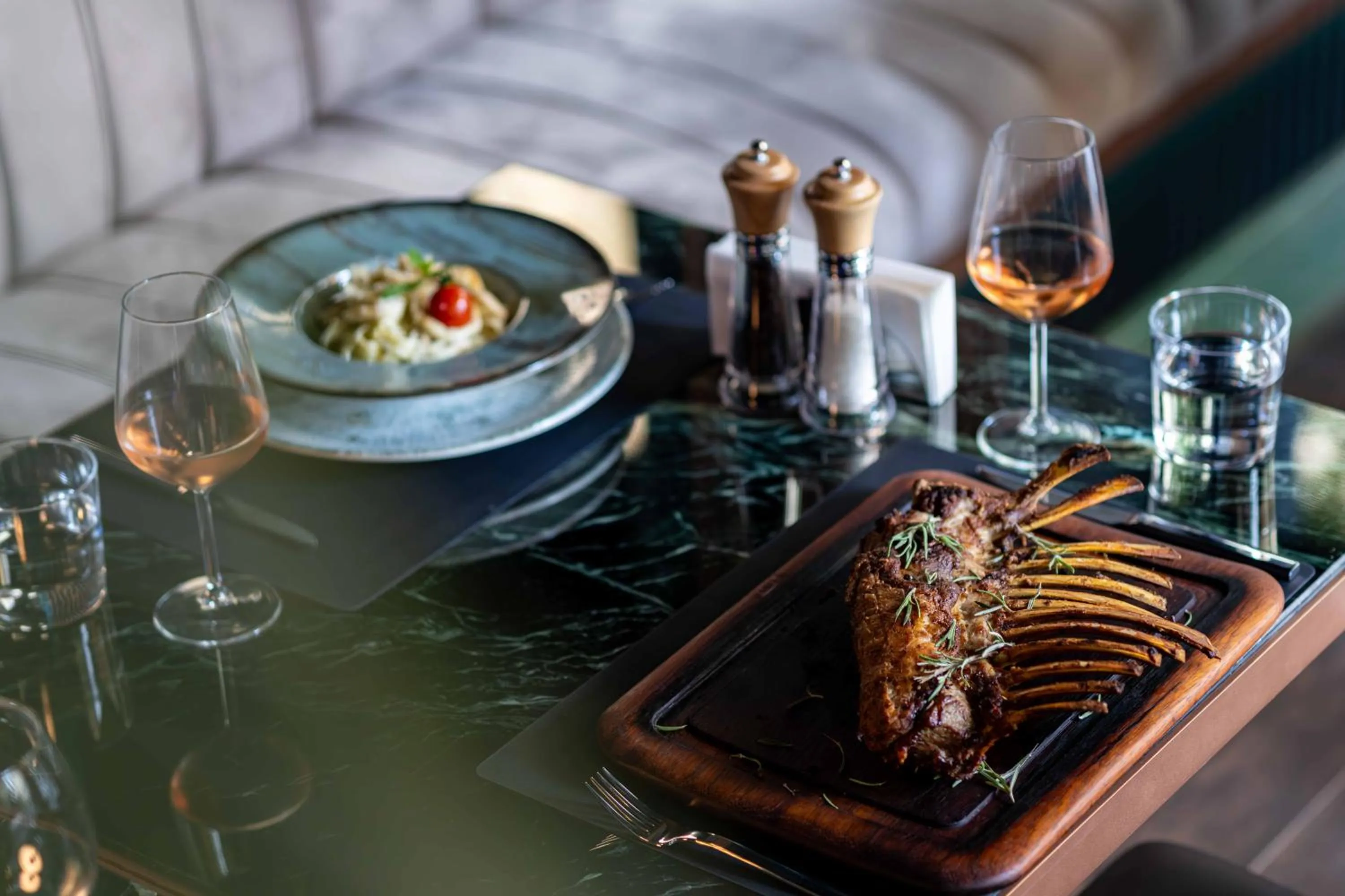 Restaurant/places to eat in Hotel Villa Zurich-Special Category