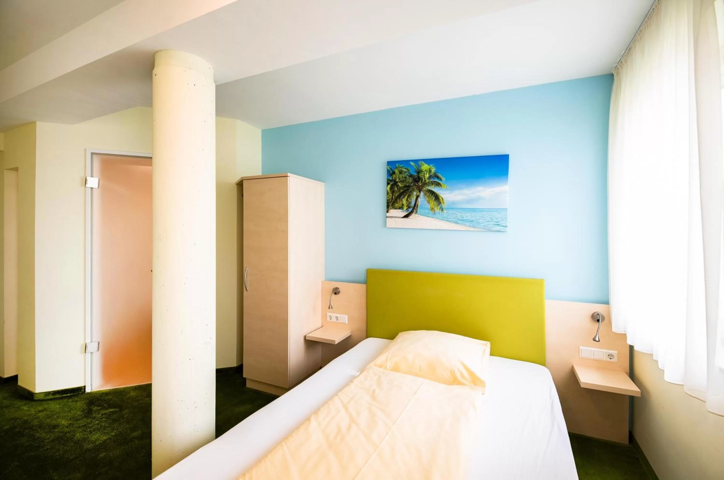 Photo of the whole room, Bed in Sternplatz Hotel