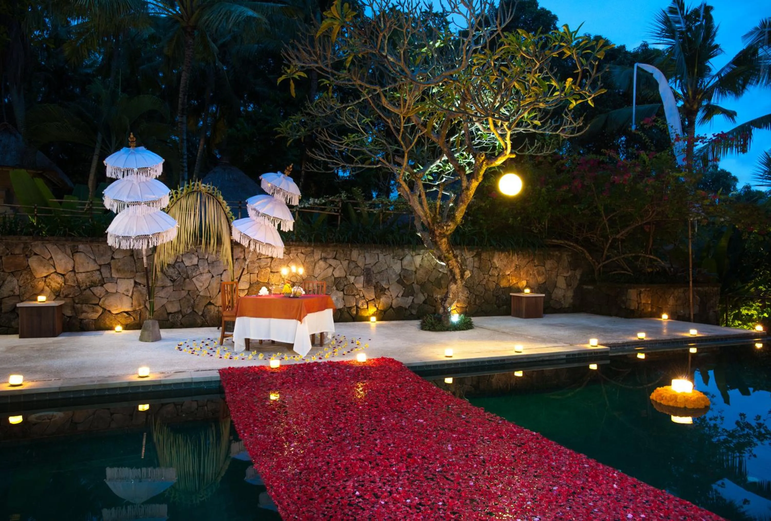 Night in Komaneka at Monkey Forest Ubud