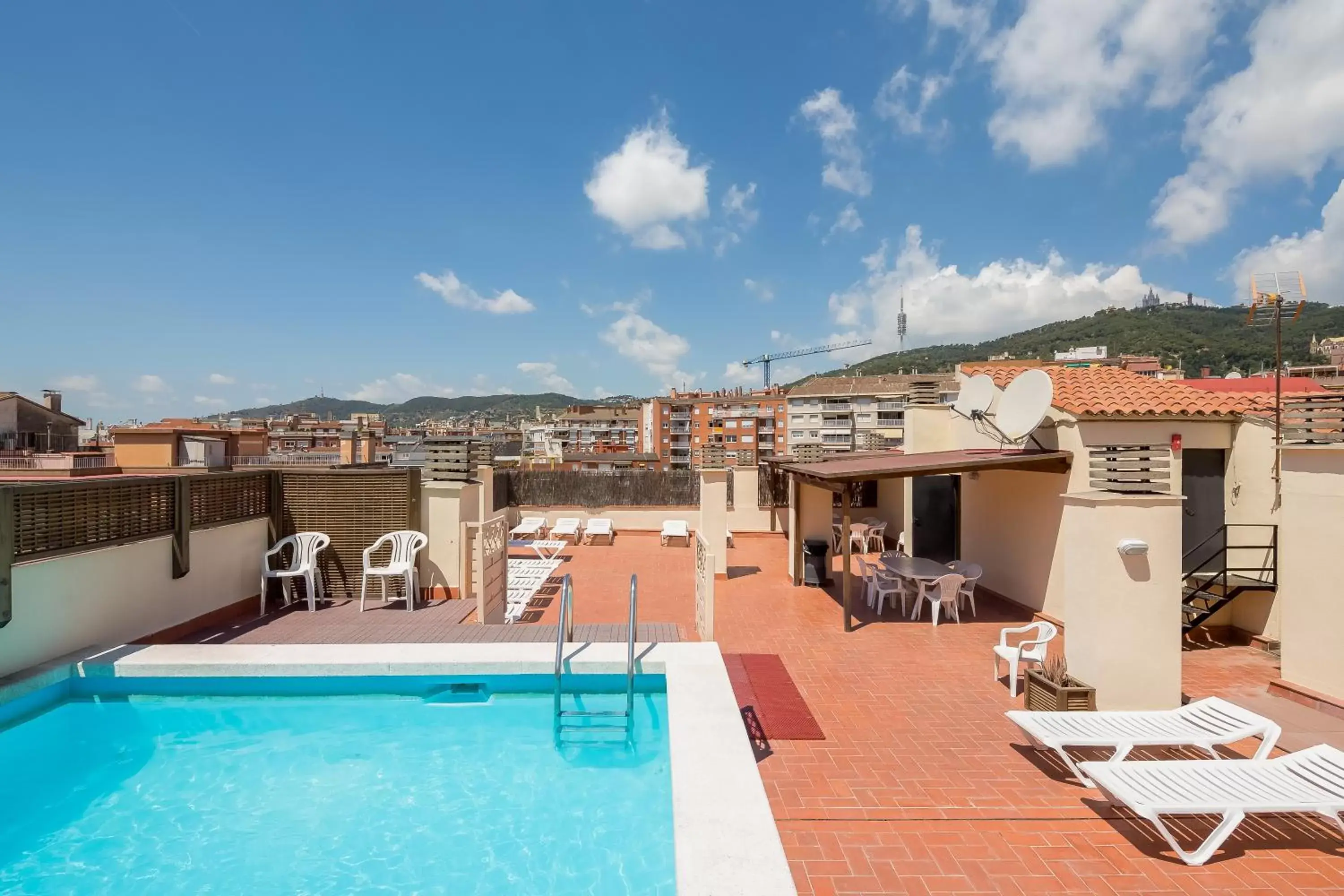 Aparthotel Bertrán Aparthotel Bertrán