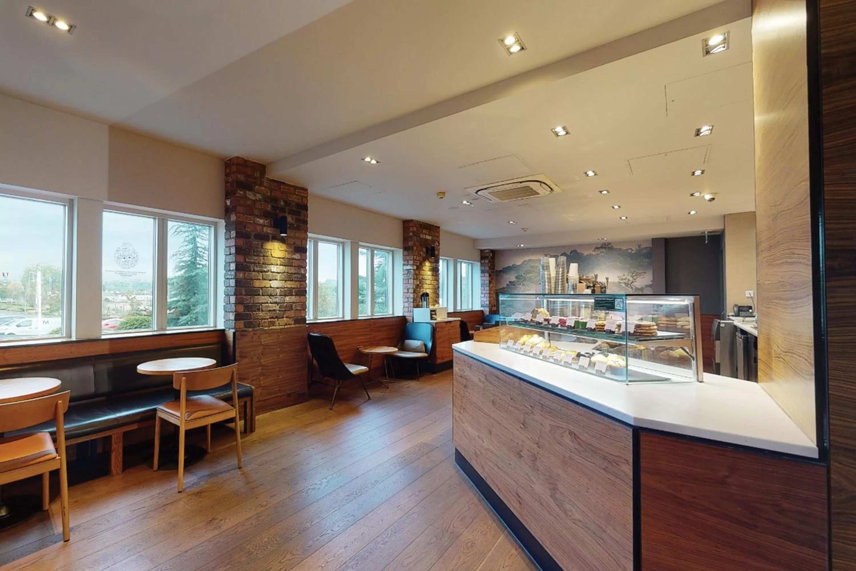 Restaurant/places to eat in Village Hotel Birmingham Walsall