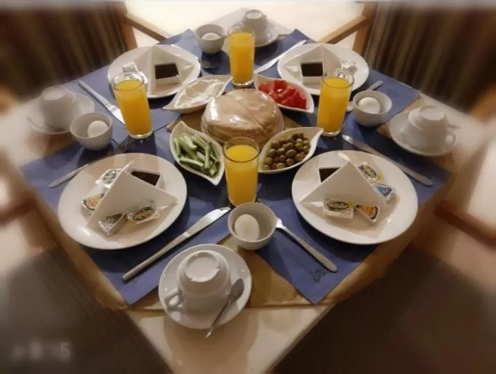 Breakfast in New Park Hotel